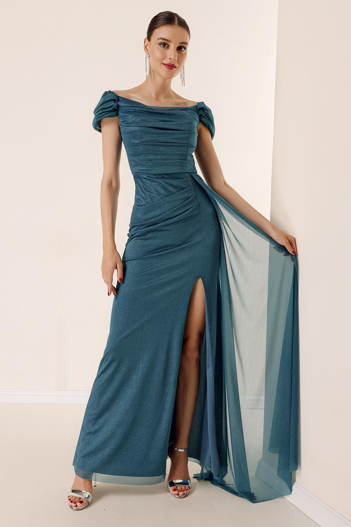 S-22K3630011Önü Büzgülü Düşük Kol Astarlı Simli Uzun Elbise