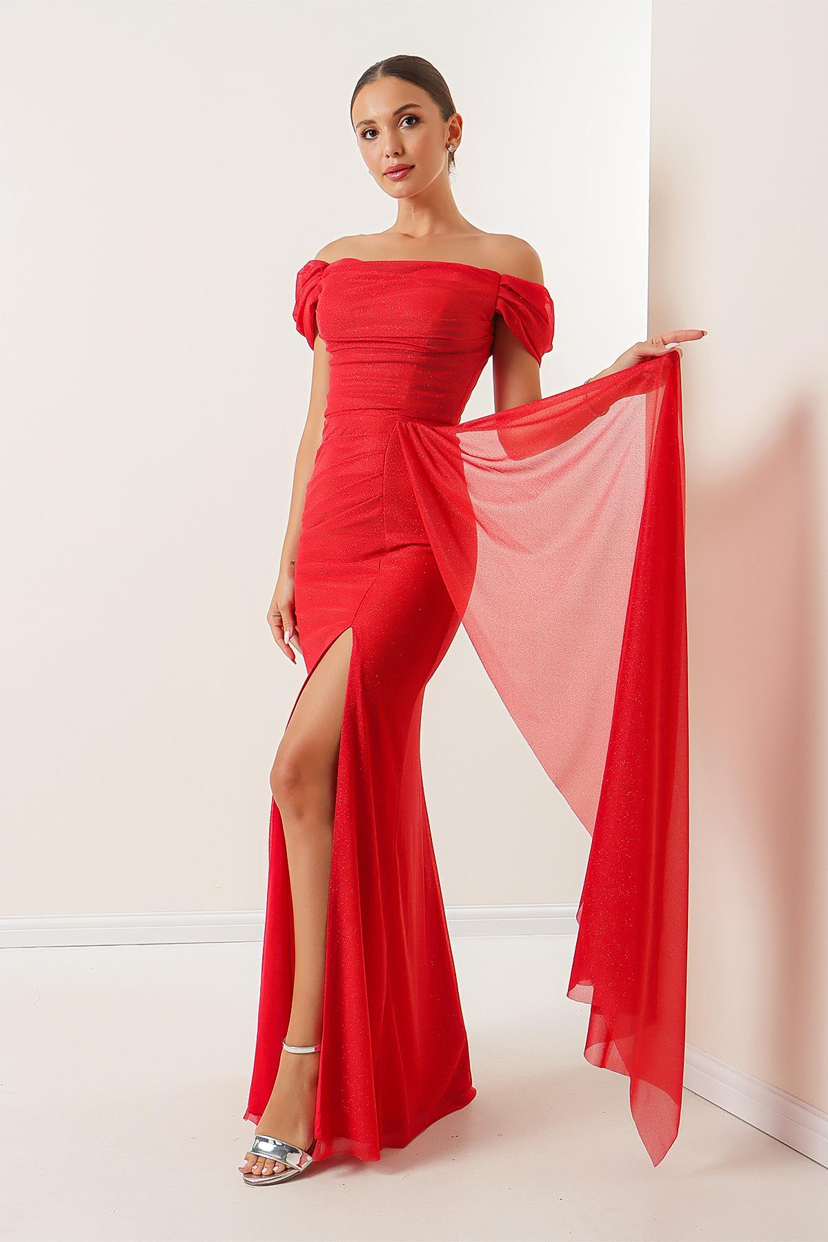 S-22K3630011Önü Büzgülü Düşük Kol Astarlı Simli Uzun Elbise