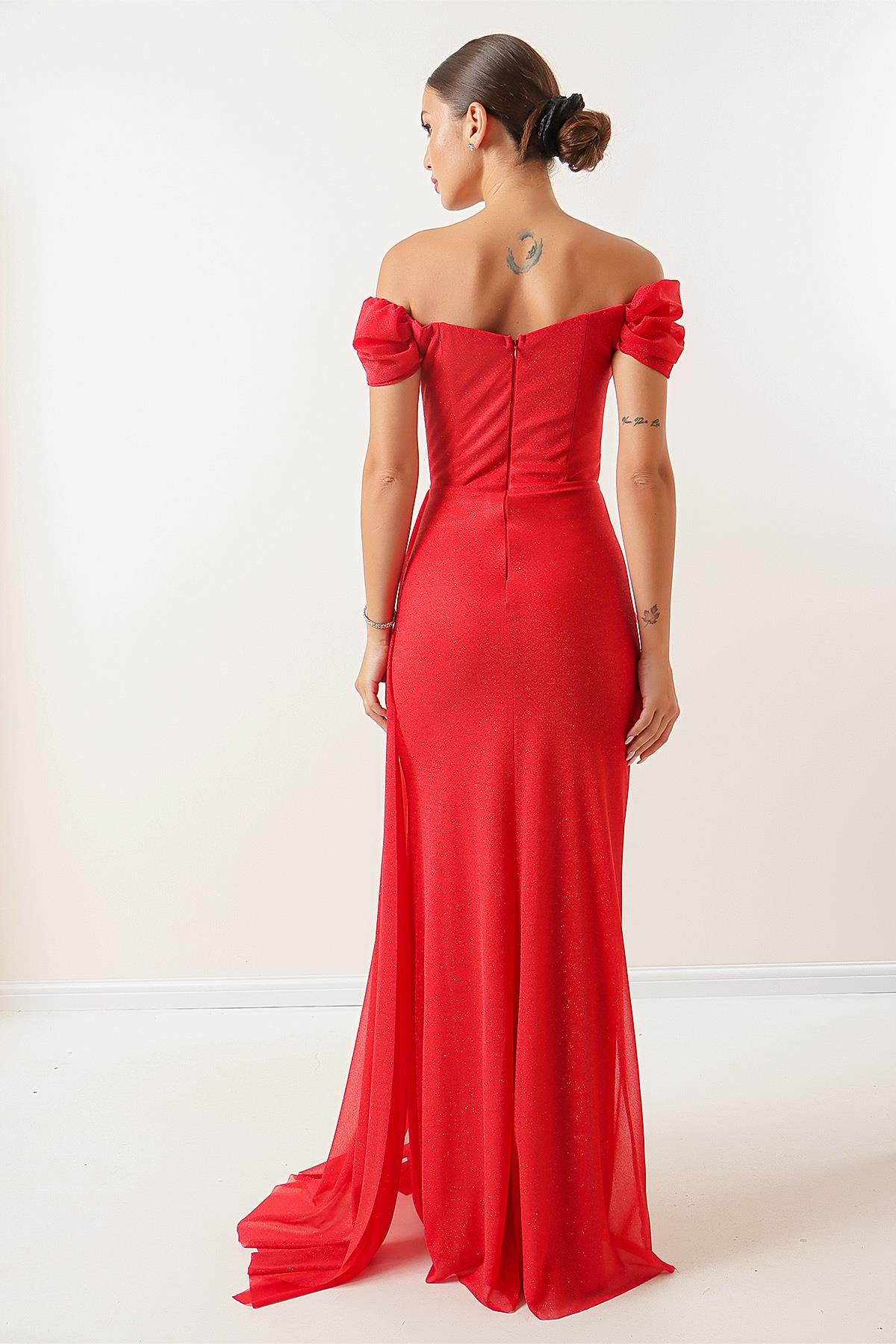 S-22K3630011Önü Büzgülü Düşük Kol Astarlı Simli Uzun Elbise