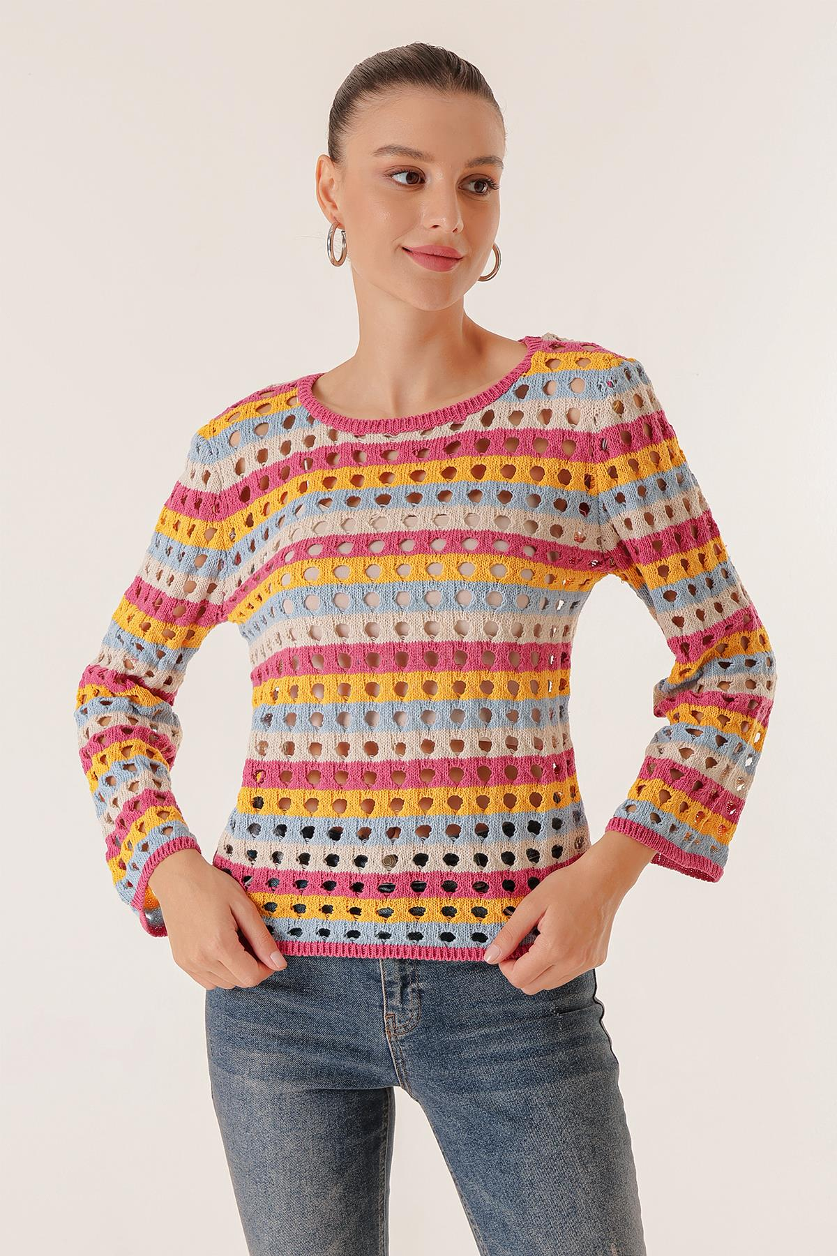 S-23K0080039Colorful Perforated Crop Sweater
