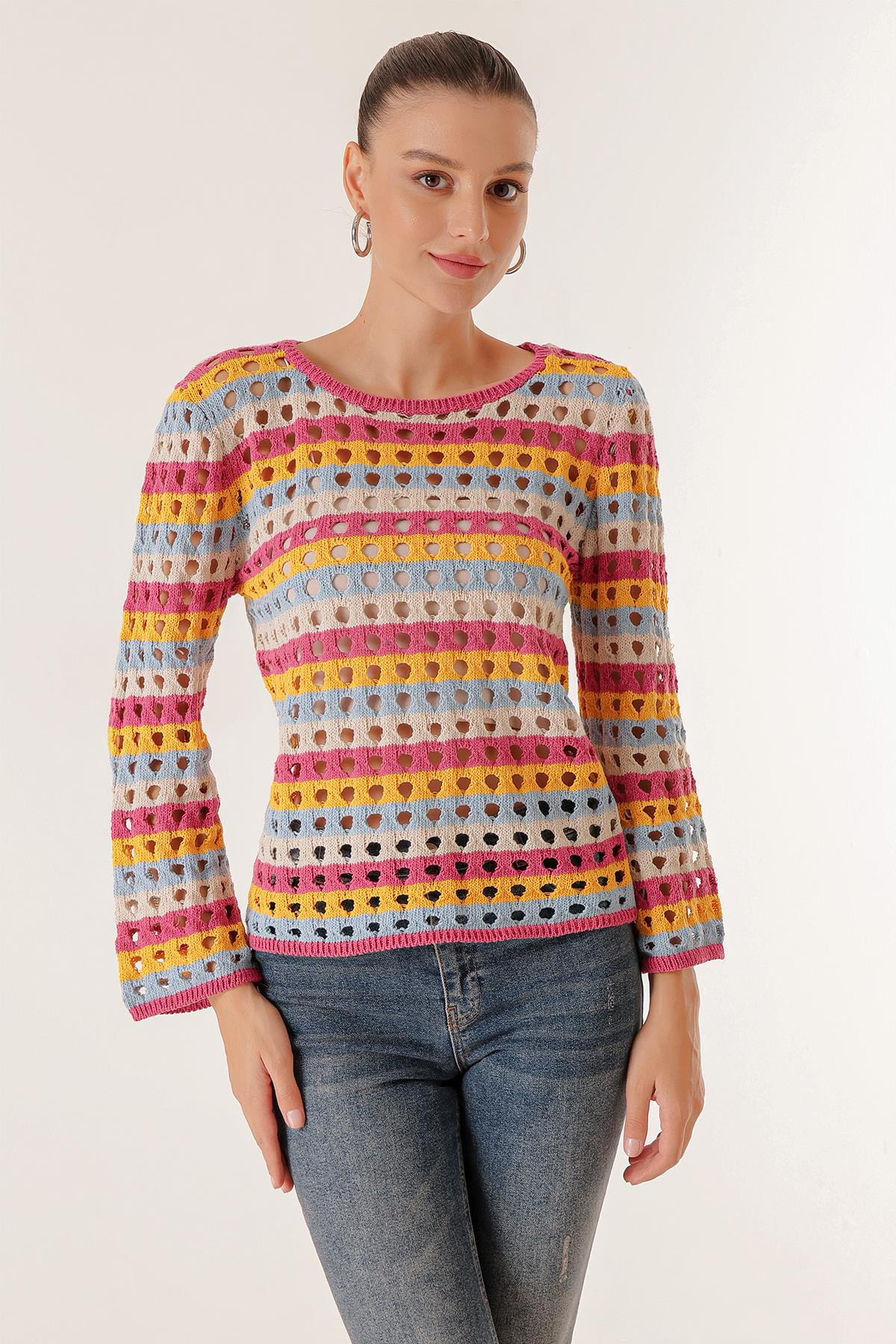 S-23K0080039Colorful Perforated Crop Sweater