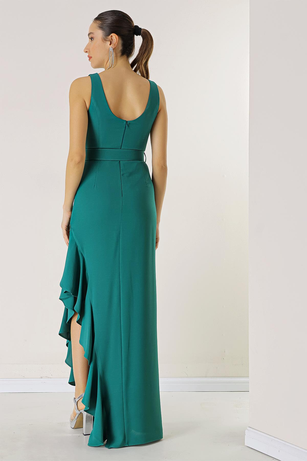S-23K0130011Side Ruffled, Belted at the Waist, Lined Long Crepe Dress