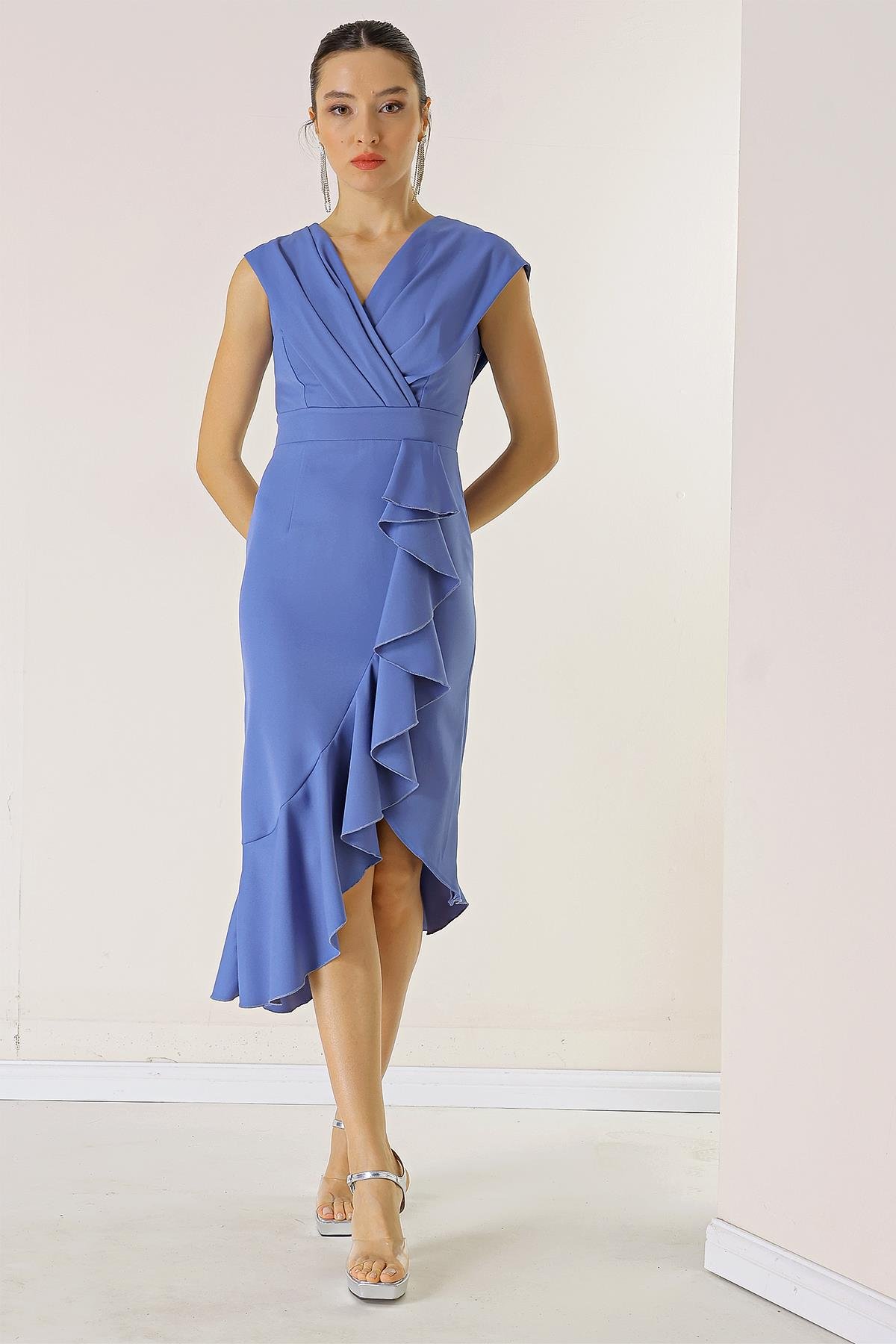 S-23K0130019Kruvaze Yaka Önü Volanlı Astarlı Krep Elbise