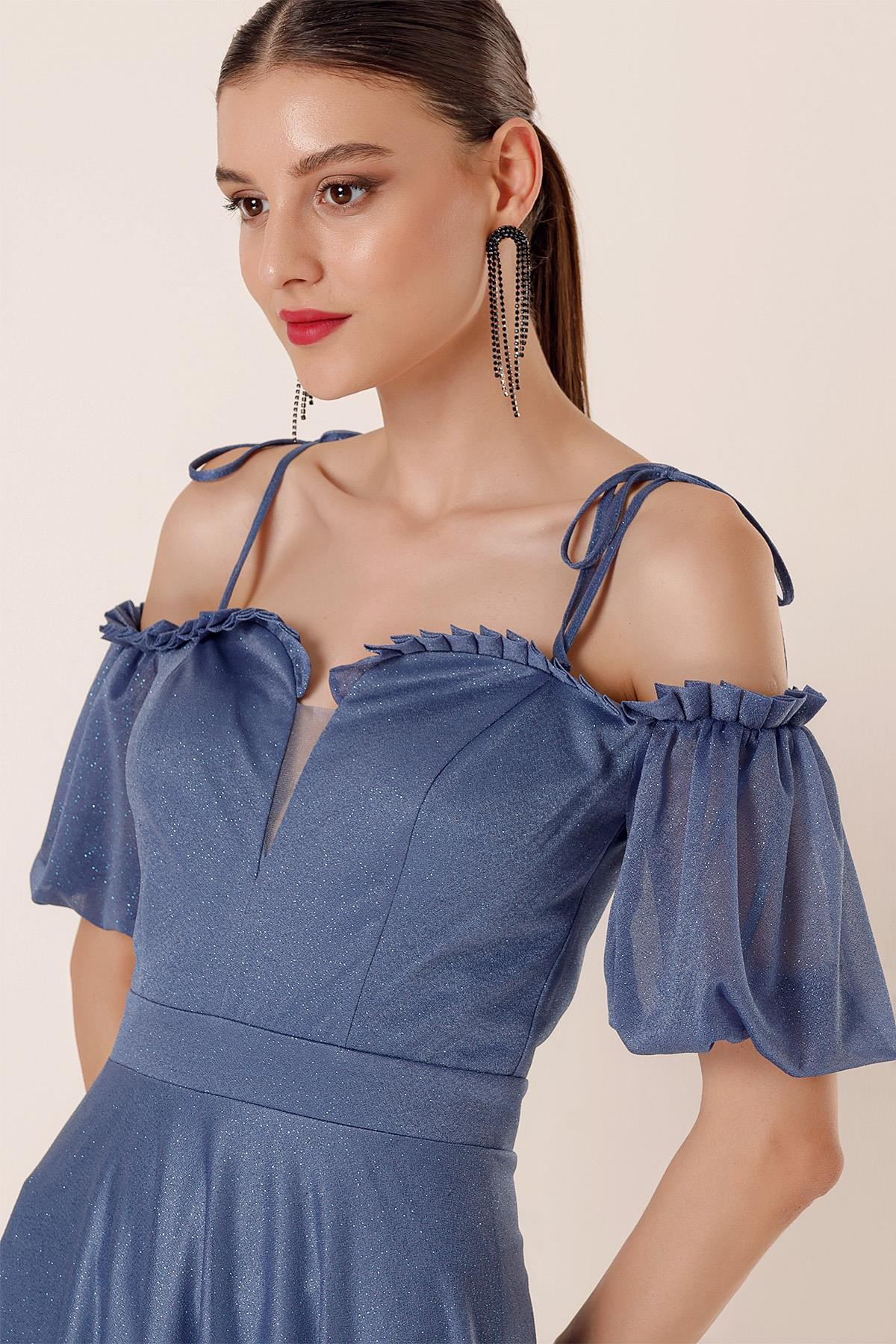 S-23K0230015Yakası Piliseli Balon Kollu Astarlı Simli Uzun Elbise