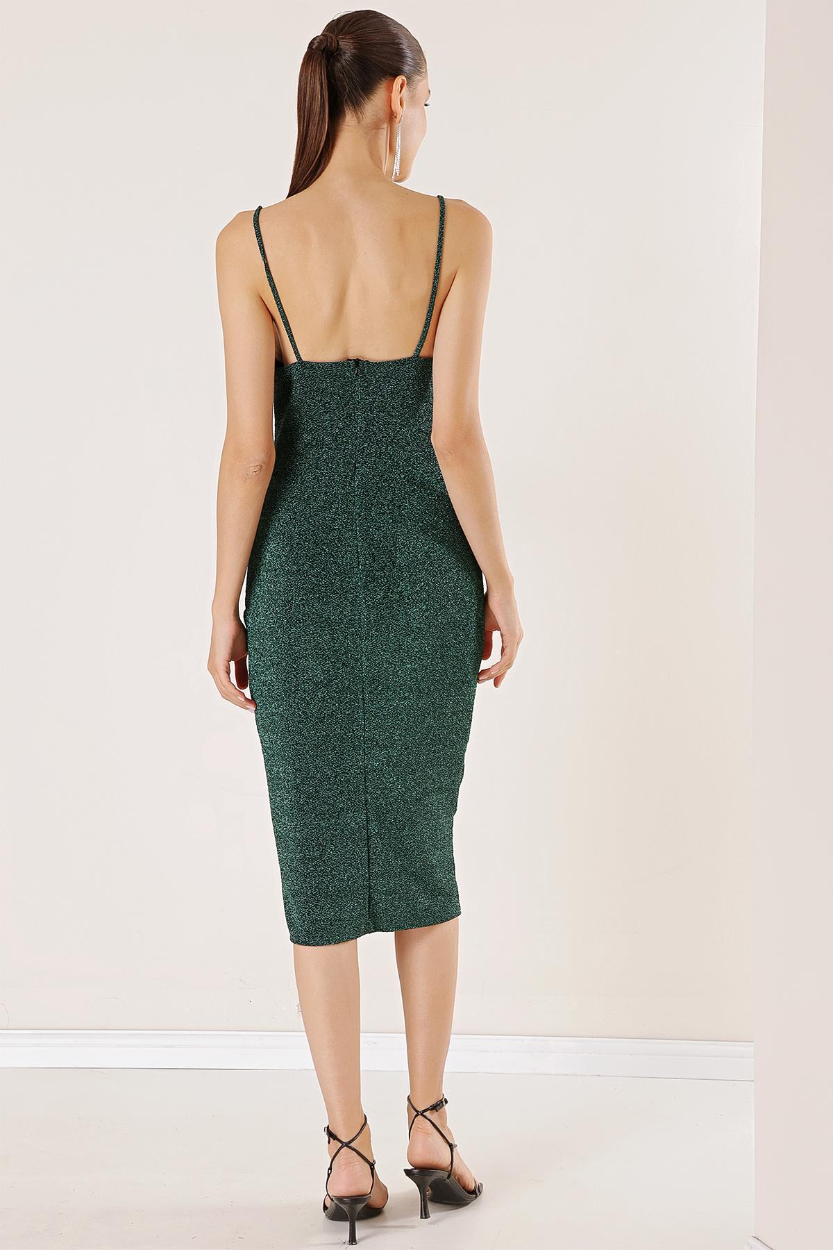 S-23K0230042Strappy Dress with a short pleated skirt and knitted fabric lined