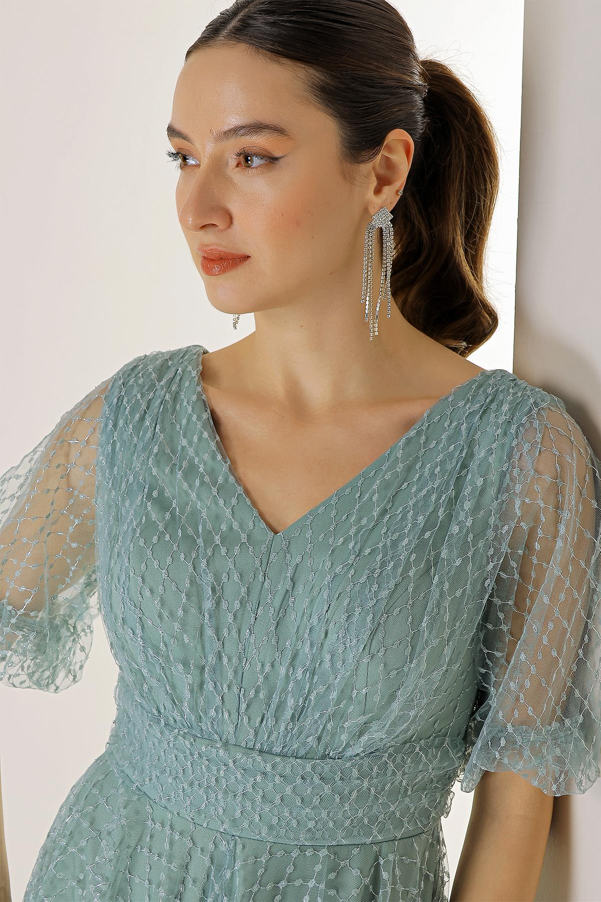 S-23K0230063Front And Rear V-Neck Short Balloon Sleeves Lined With Silvery Mottled Dahlia Square Fabric Dress