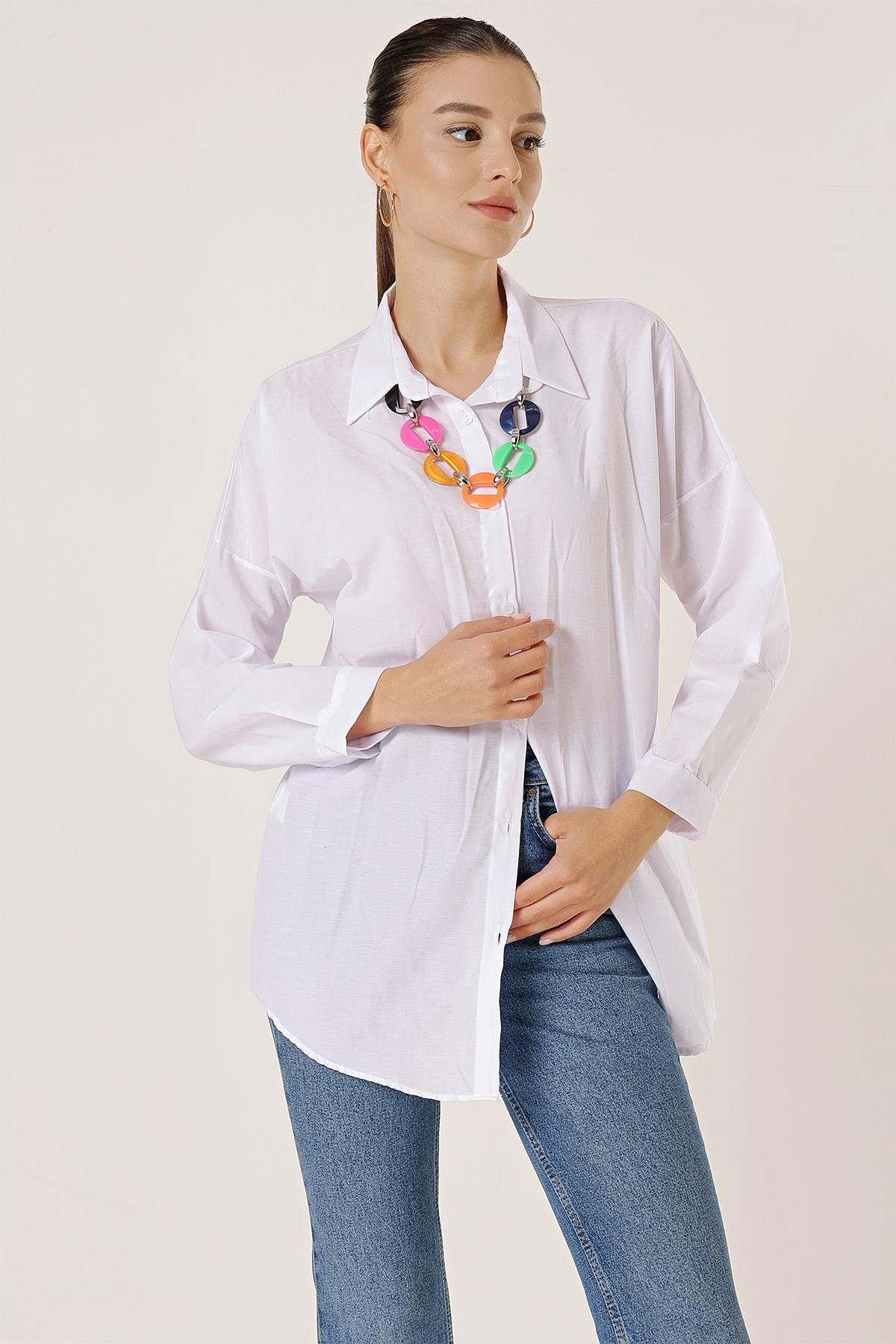 S-23K0250033Oversized Tunic Shirt Necklace