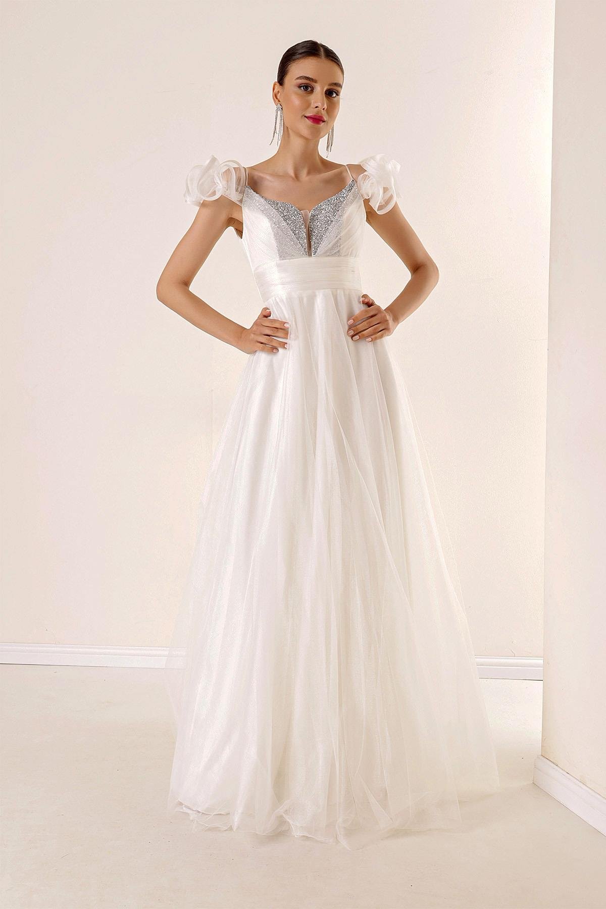 S-23K0490026Ön Arka V Yaka İp Askılı Düşük Kollu Önü Taş Detaylı Astarlı Uzun Tül Elbise