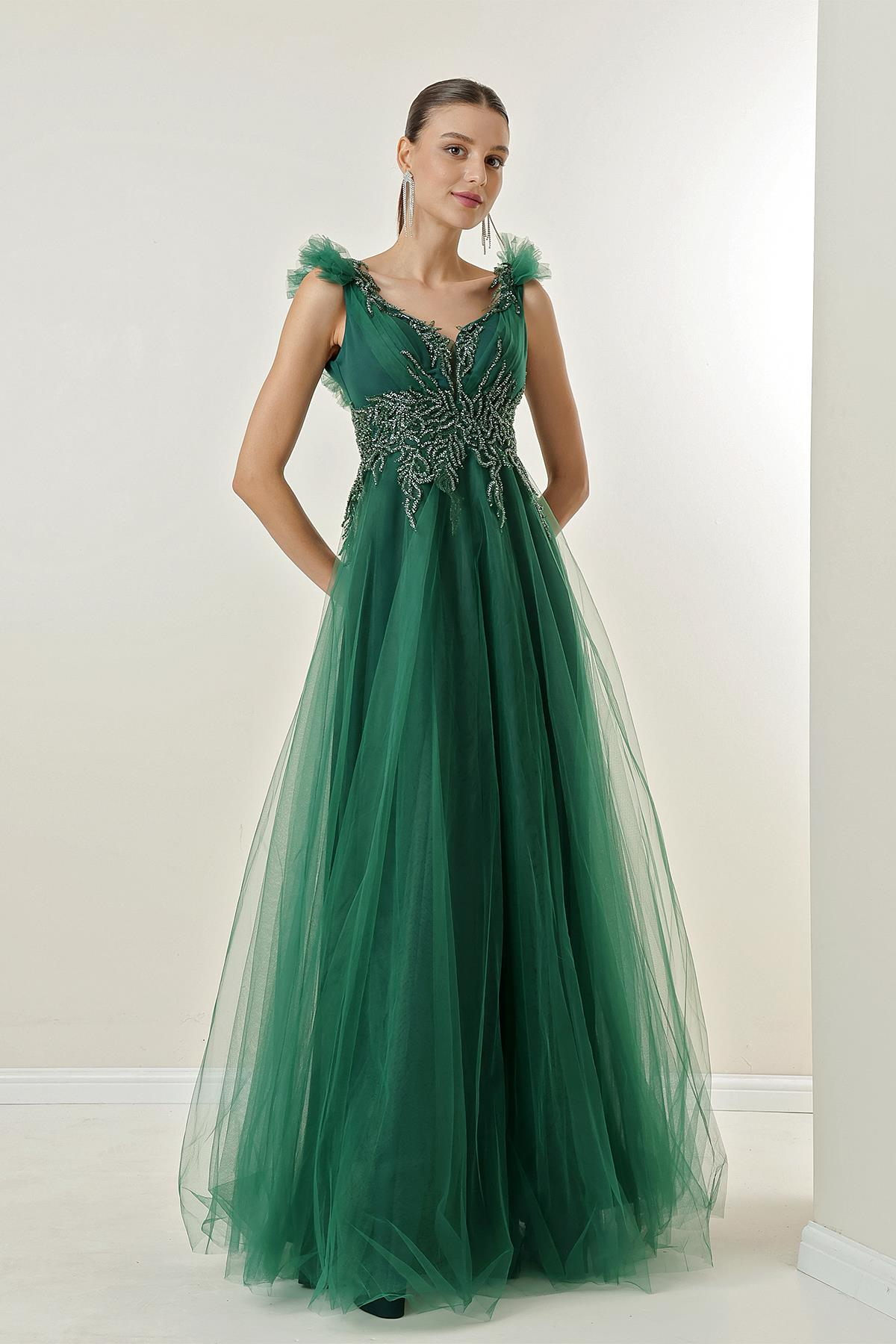 S-23K0490036Arkası Bağlamalı Boncuk İşlemeli Astarlı Tül Uzun Elbise