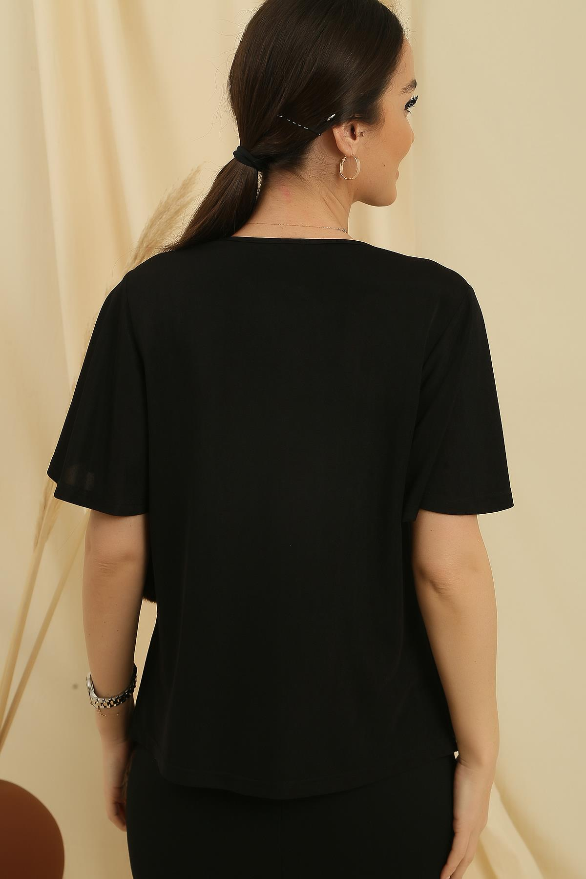 S-23K0910037Degaje Crystal Fabric Collar Short Sleeve Blouse