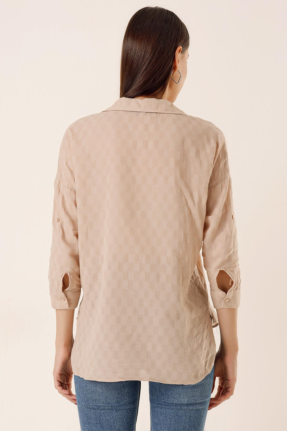 S-23K1030016Önden Düğmeli Polo Yaka Kolları Katlamalı Düğmeli Gömlek