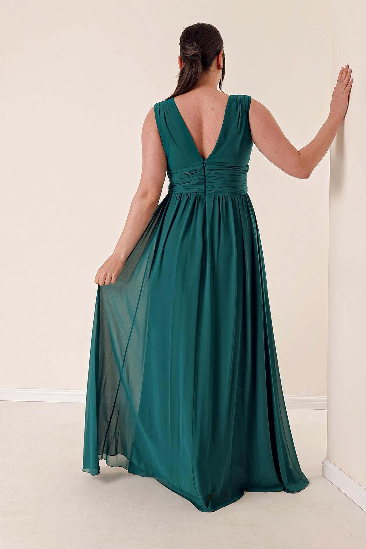 S-23K1040017Front and back V-neck detailed stone belted, draped, lined, front slit chiffon long dress plus size