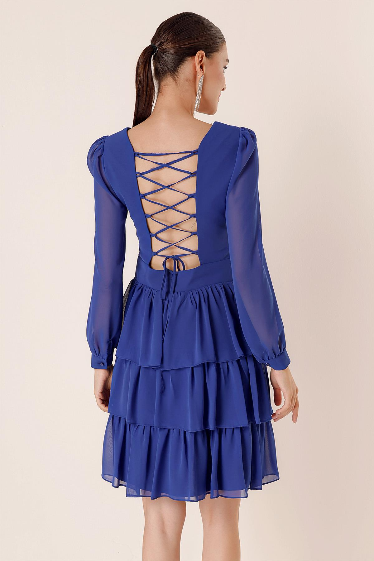 S-23K1040031Waist Layered chiffon dress with pearl Neckline and back Design