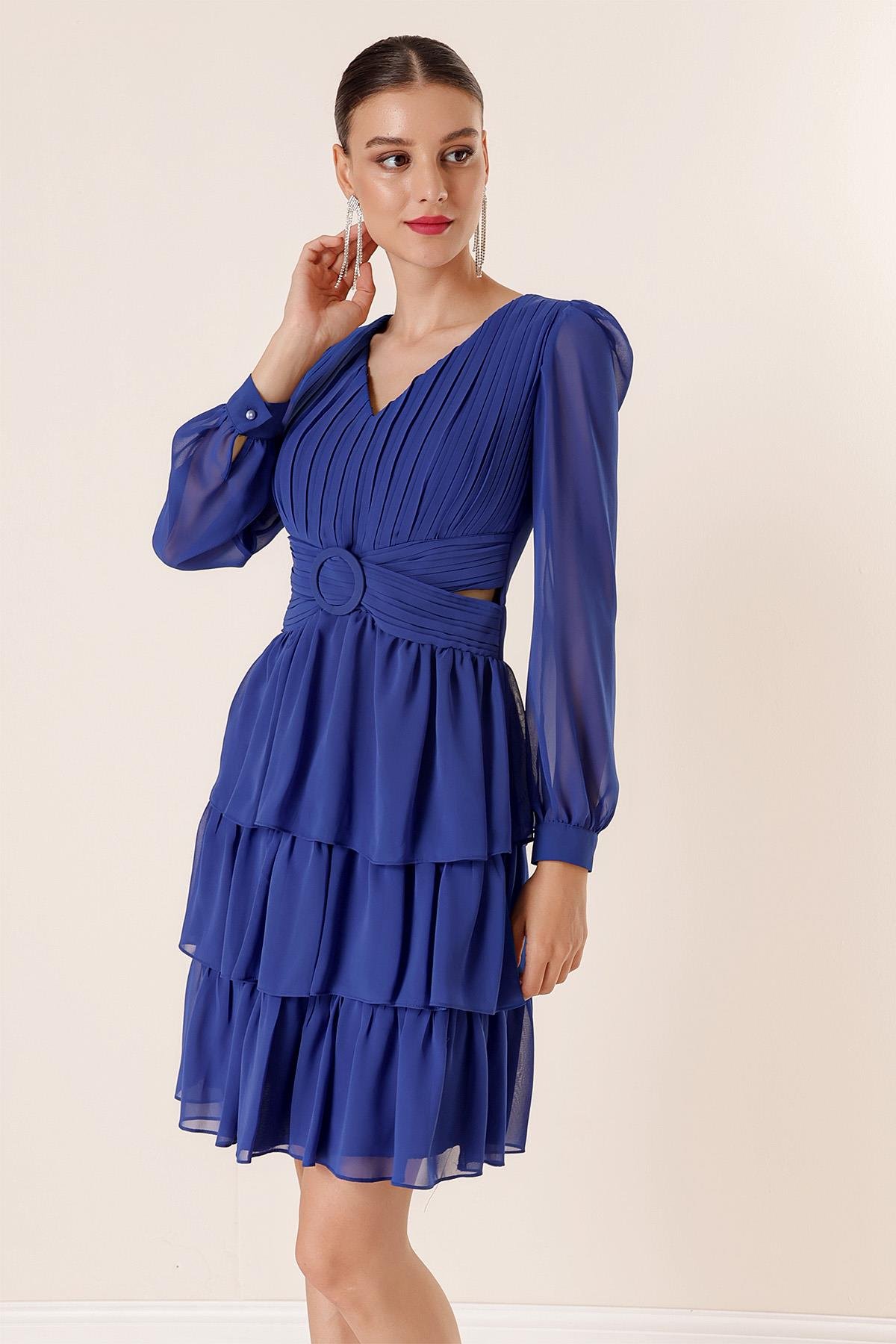 S-23K1040031Waist Layered chiffon dress with pearl Neckline and back Design