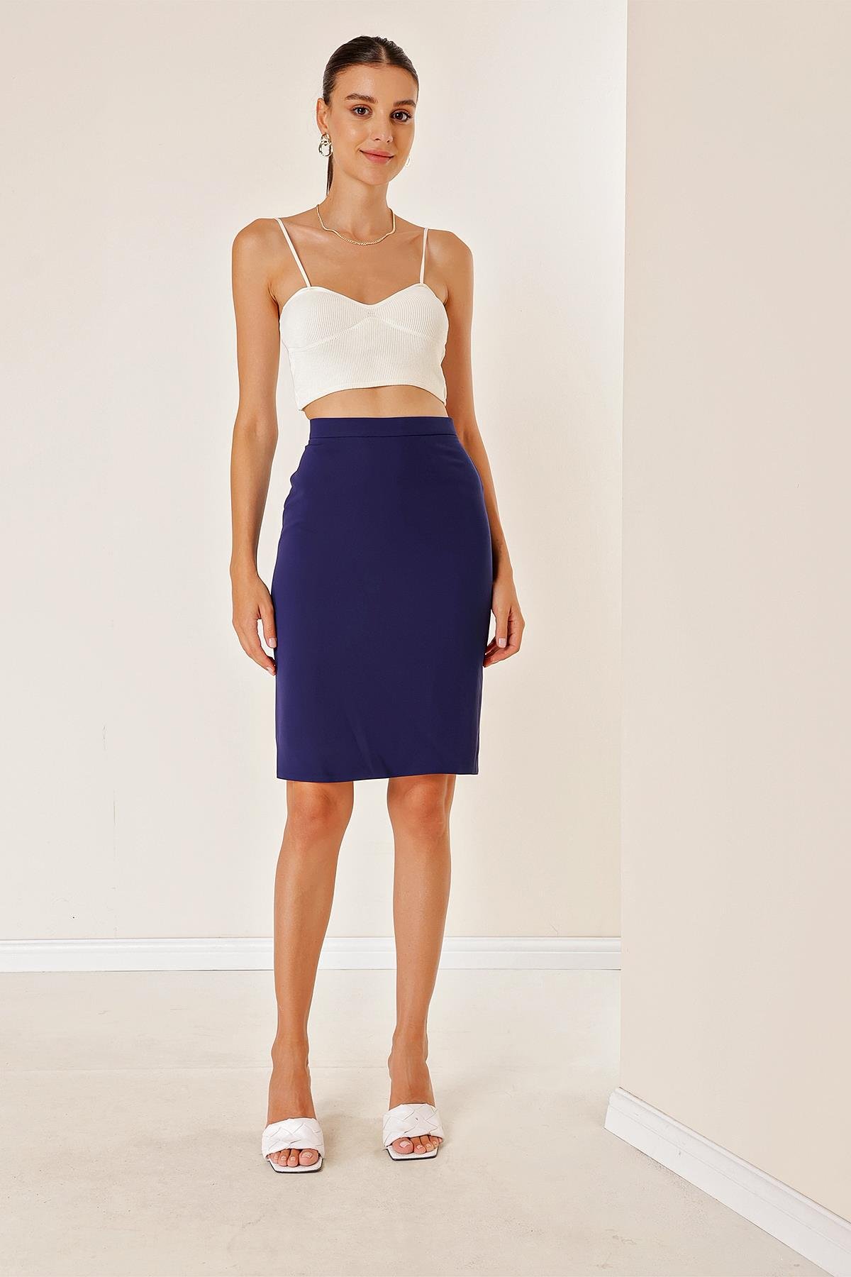 S-23K1190008Kadın İthal Krep Küp Etek