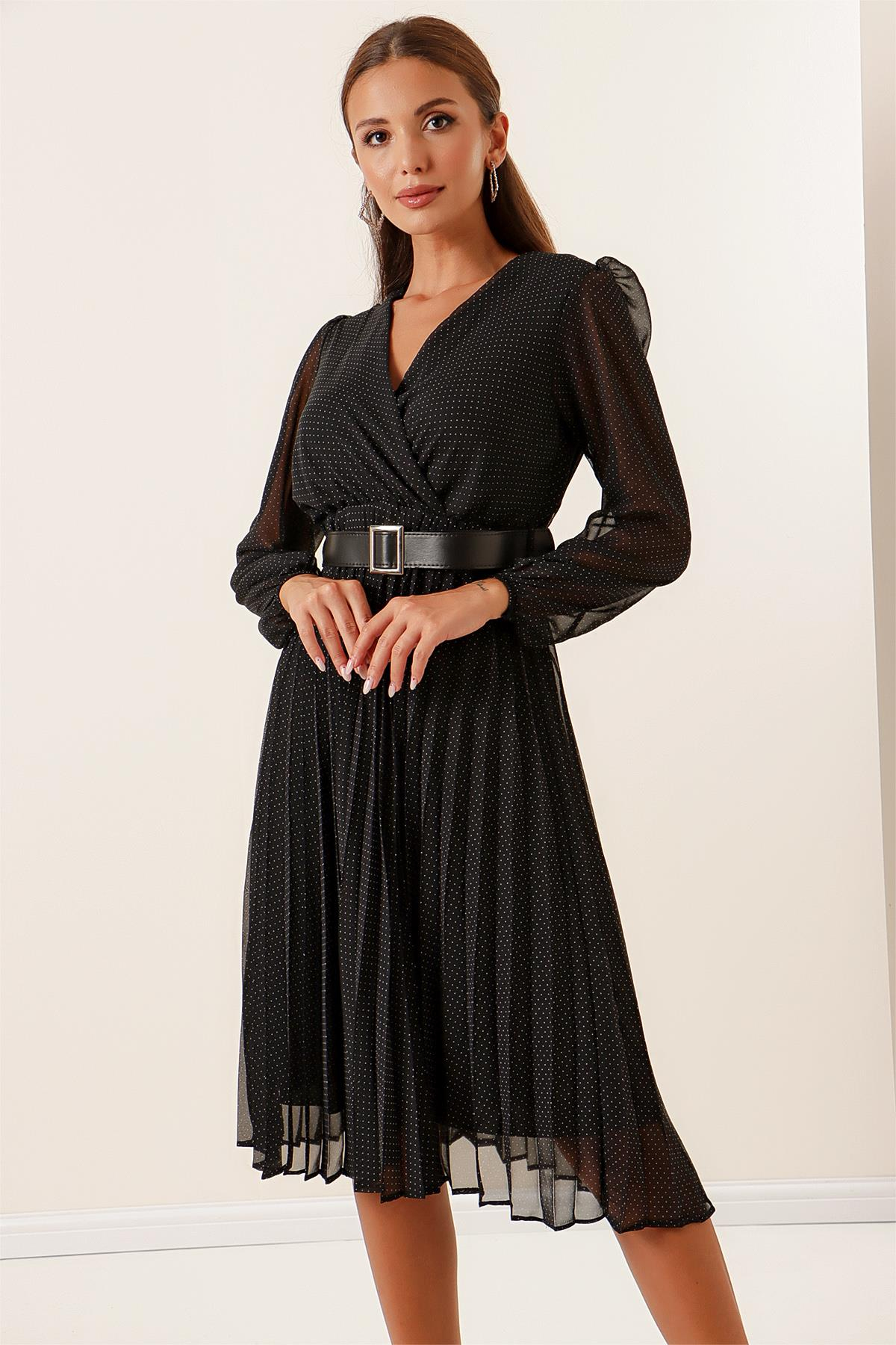 S-23K1520001Crossover Neck Belted Pleated Chiffon Lined Dress Spotted