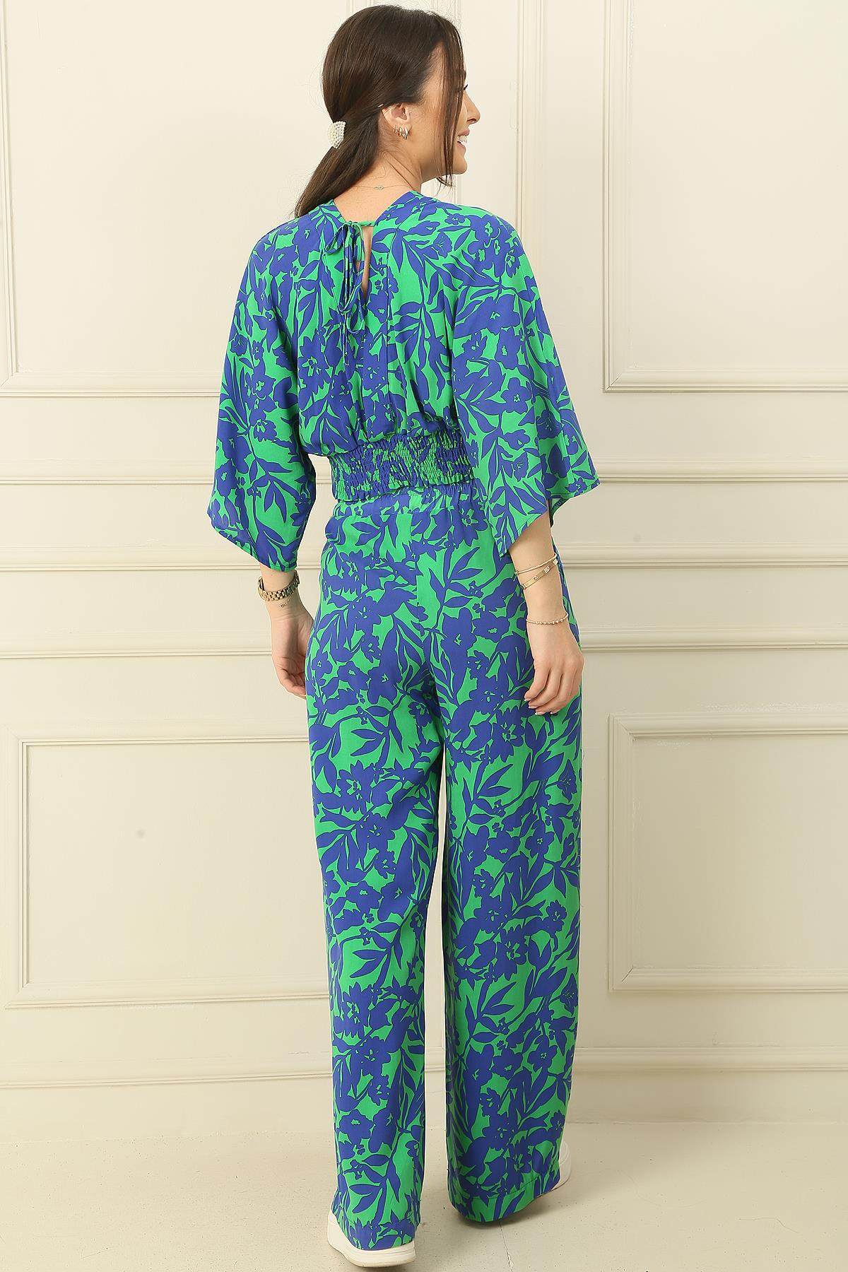 S-23K1520057Front and back V-neck Batwing Sleeve Top with floral palazzo pants with pockets elastic waist pattern 2-piece set