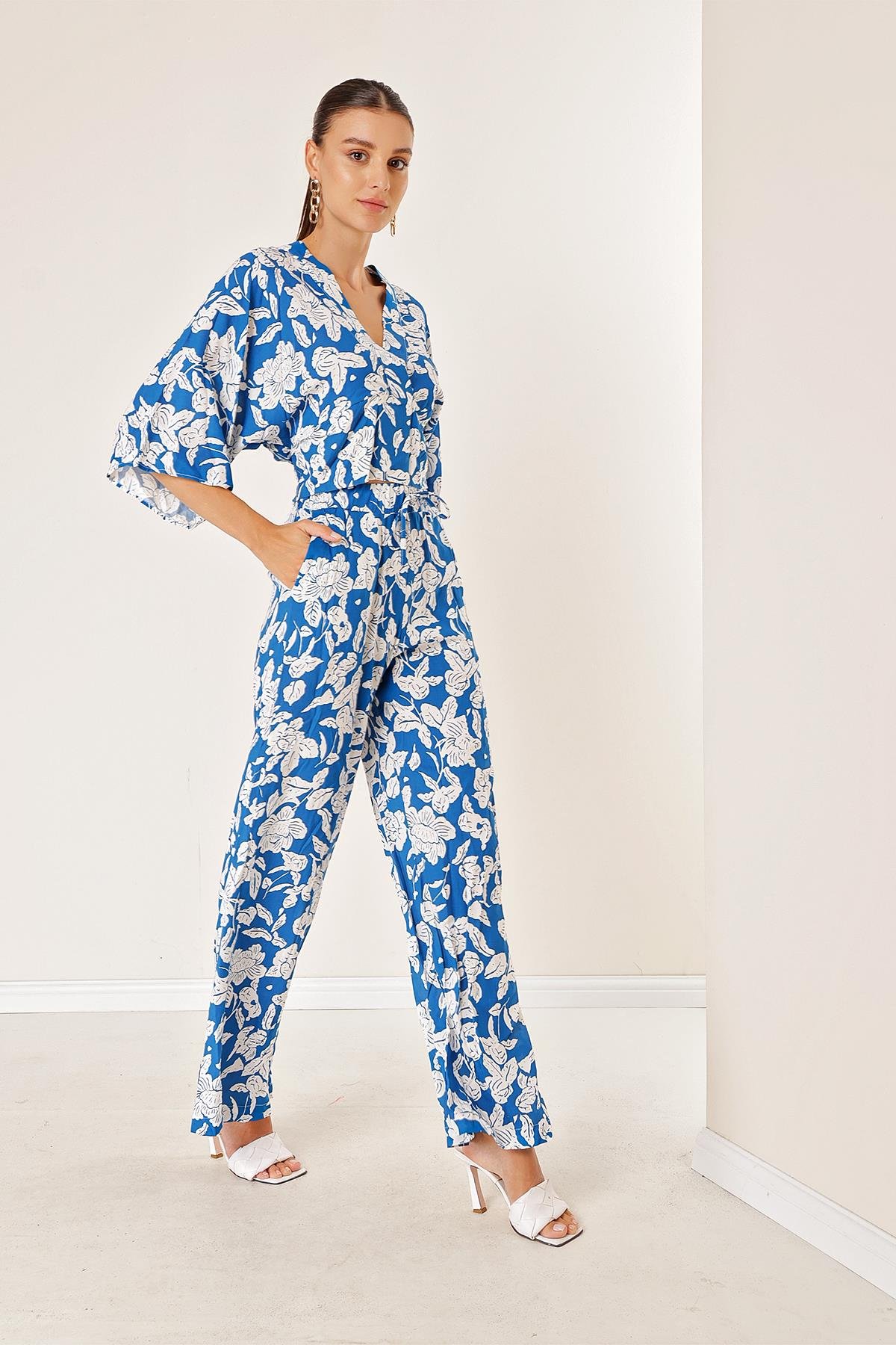 S-23K1520069Elasticated Back Waist Patterned Palazzo Pants Two Piece Set V Neck Crop Front Pocketed Blue