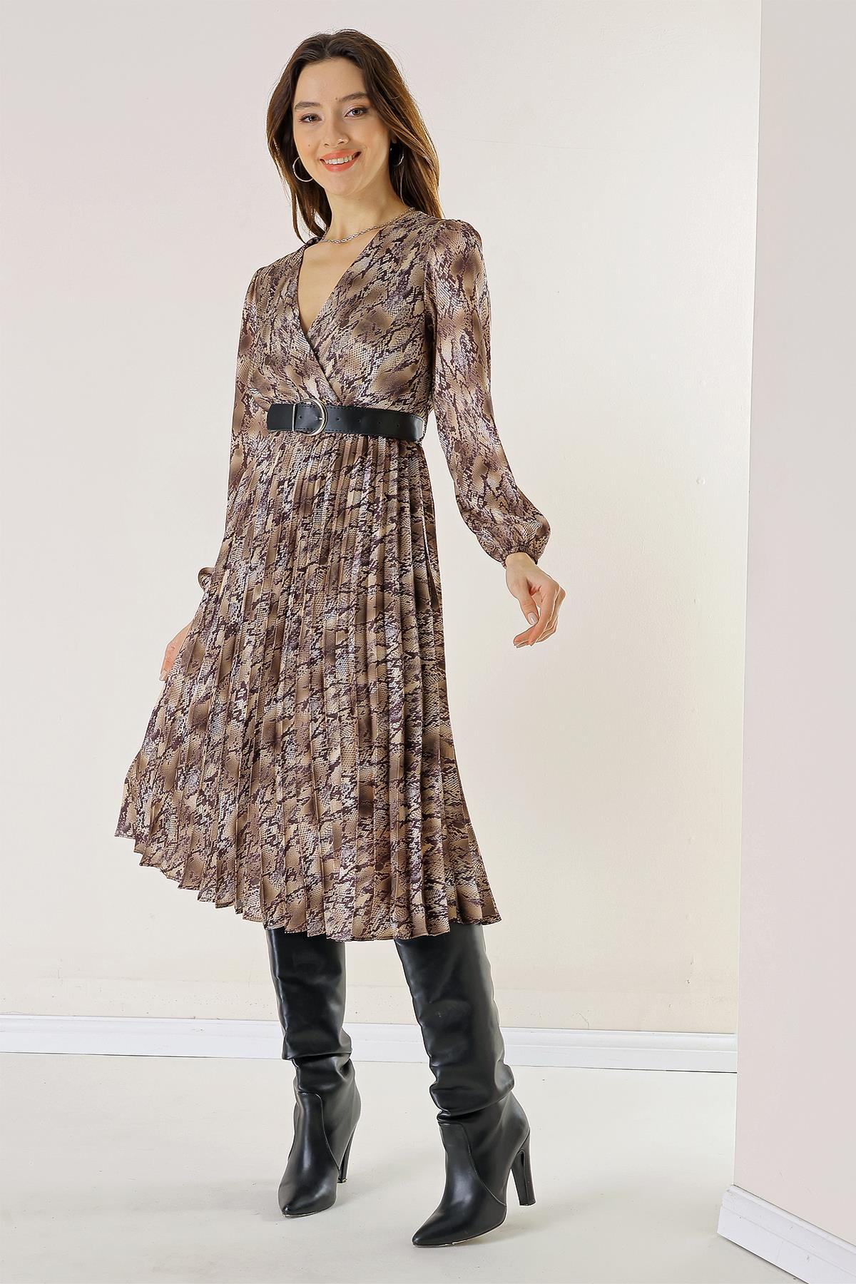 S-23K1520105Buy Snakeskin Patterned Crossover Neckline Belted Waist Lined Pleated Dress