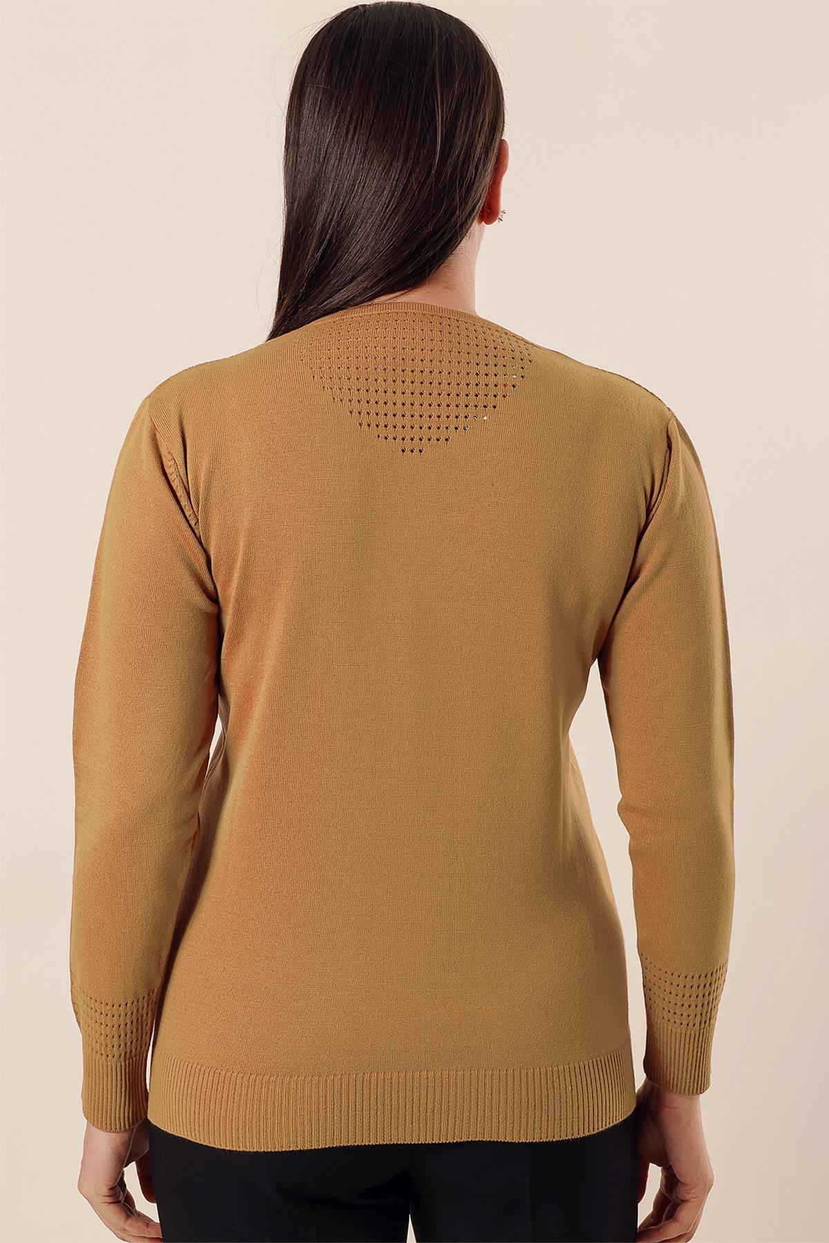 S-23K1800005V Yaka Delik İş Detaylı Büyük Beden Akrilik Kazak