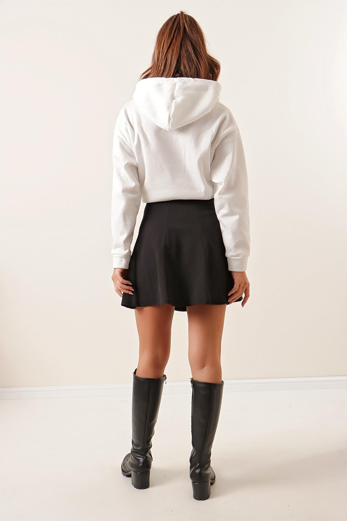 S-23K22200018 Parçalı Diagonel Likra Mini Etek