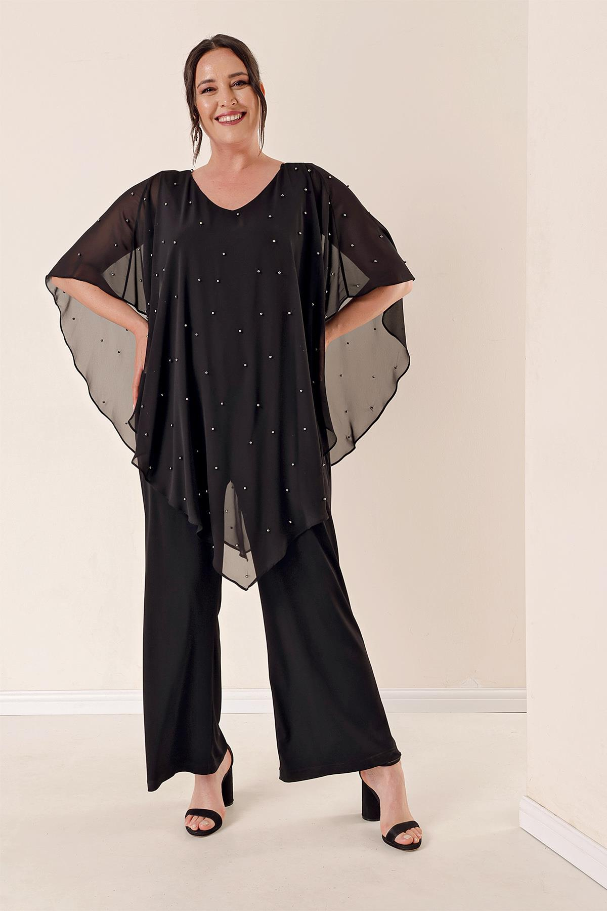 S-23K3050005Ön Arka V Yaka Üstü İnci Detaylı Şifon Likralı Büyük Beden Tulum