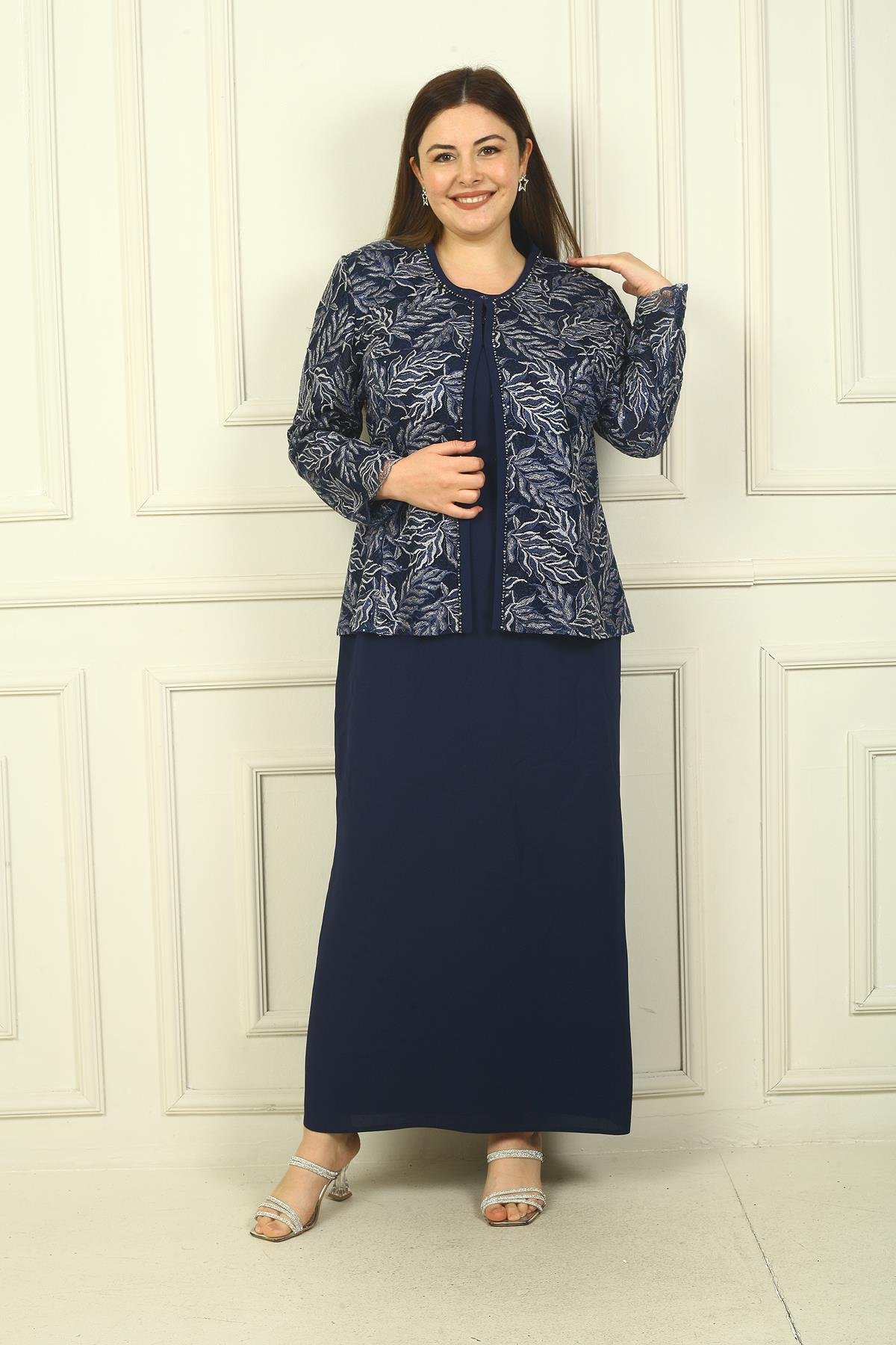 S-23K3070009Yakası Boncuk Nakışlı Uzun Elbise Boncuk Pul Nakışlı Ceket Astarlı Büyük Beden 2'li Takım