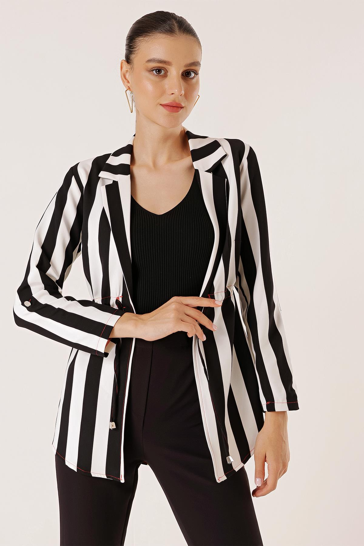 S-23K3310021Waist-tied Sleeve-Folded, thick red vertical striped jacket with Rope Detail
