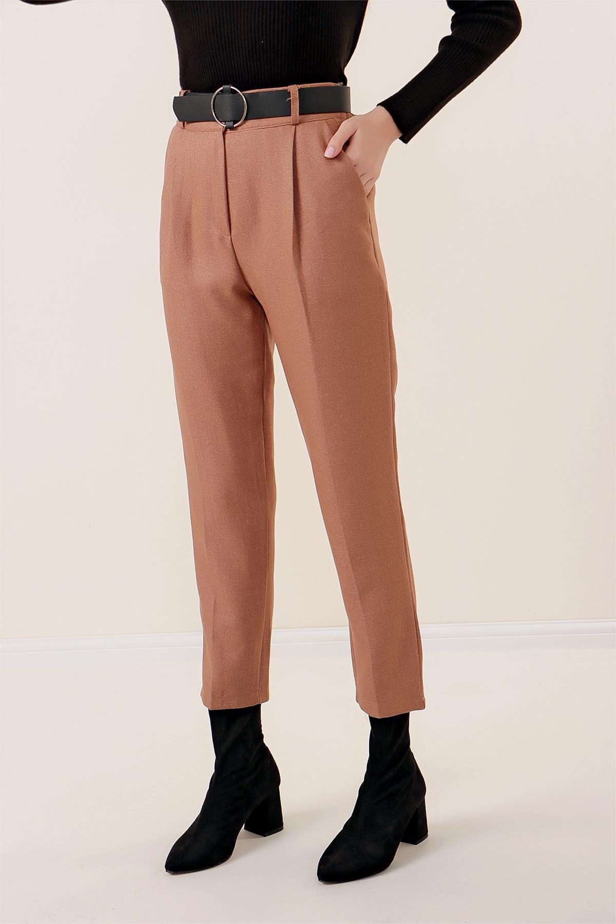 S-23K4080004Beli Lastikli Kemerli Yün Efektli Pantolon