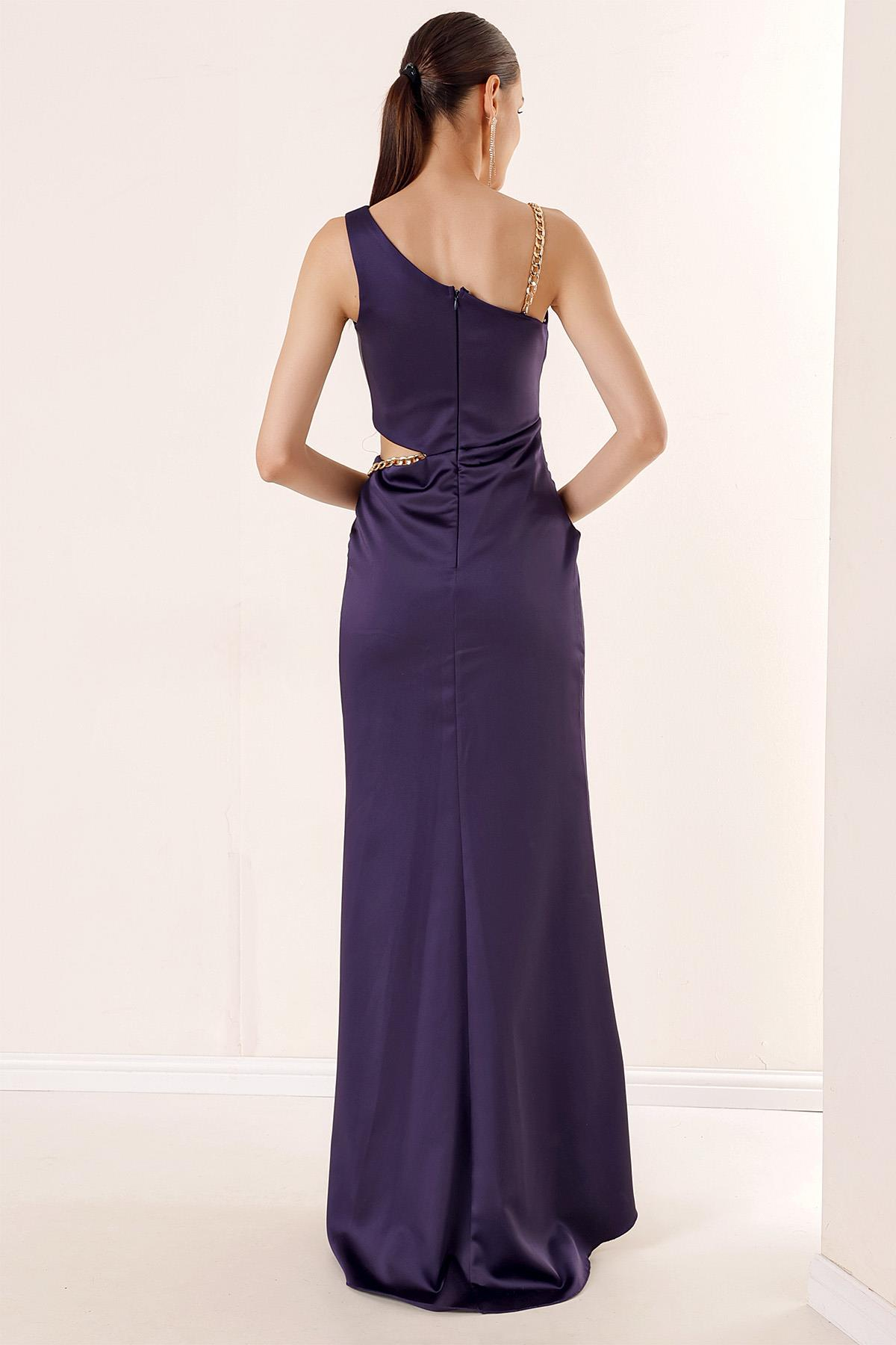 S-23K4120012Buy Waist Chain Single Shoulder Décolleté Evening Dress