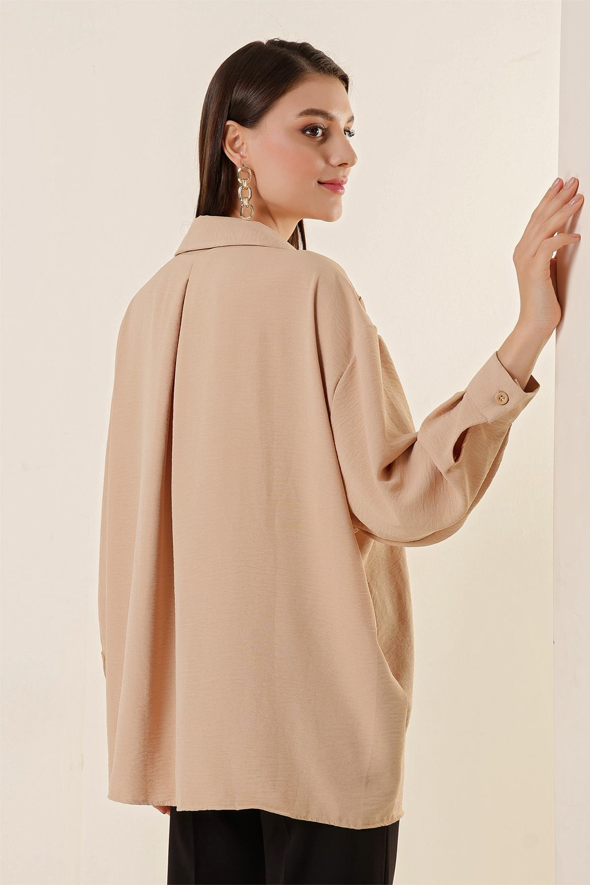 S-23K4130005Polo Yaka Tek Cepli Oversize Ayrobin Gömlek