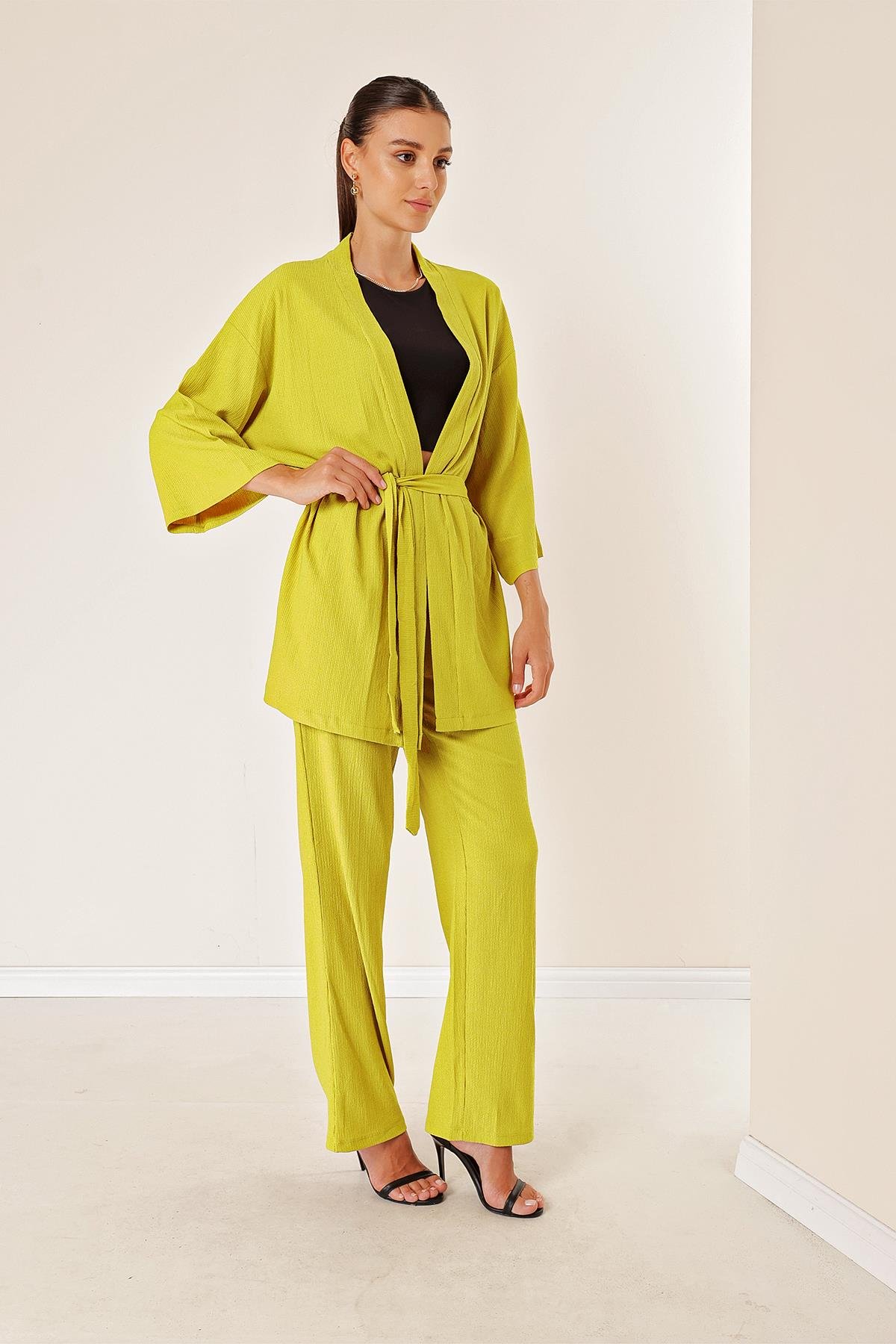 S-23K4130009Pocketed Pants Bloomer Set with Kimono in green