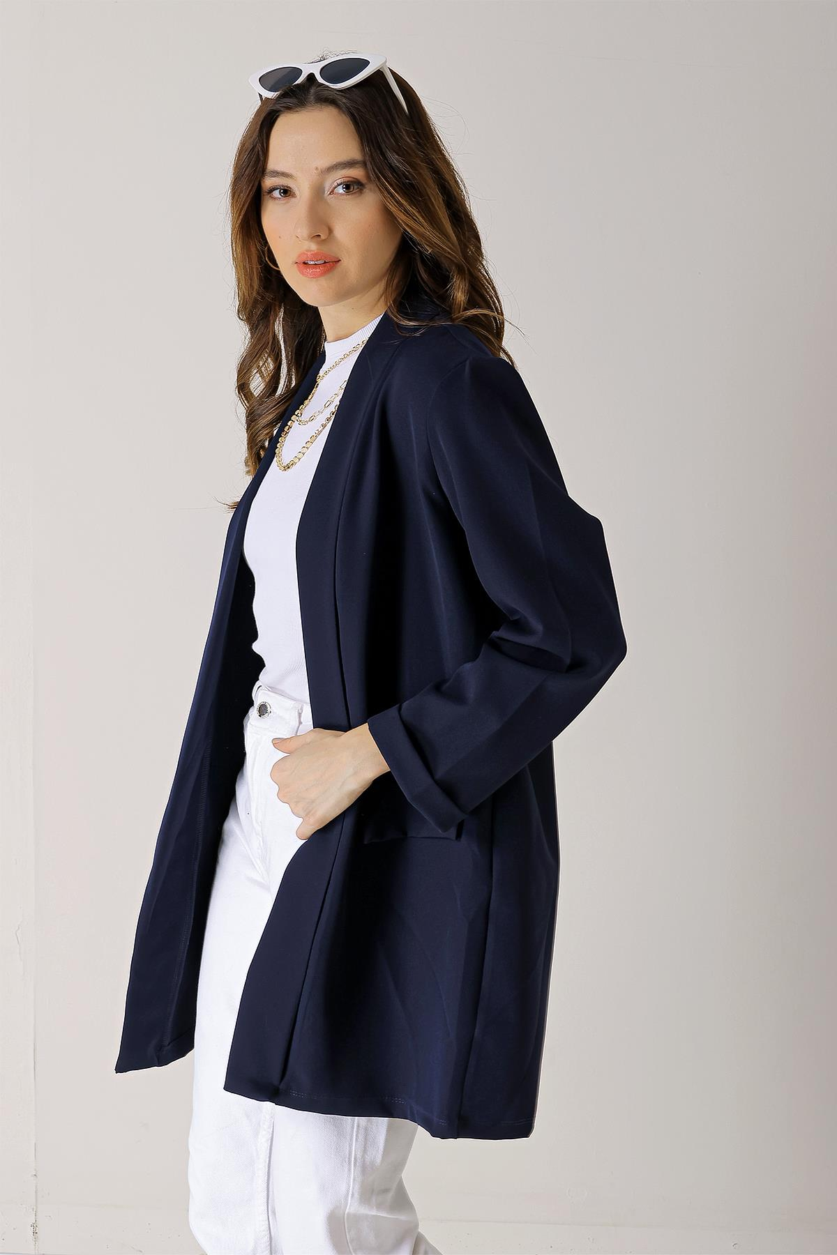 S-23K4140010Tue Lycra Collar Long Jacket With Fake Pockets