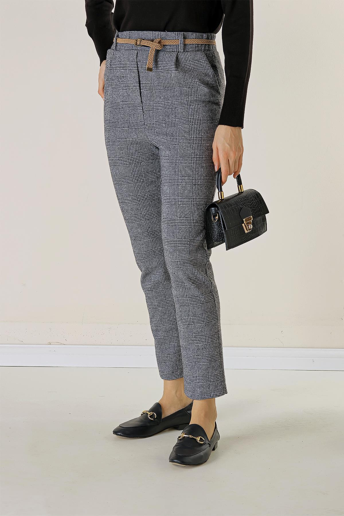 S-23K4140051Bel Lastikli Kemerli Yandan Cepli Ekose Dar Paça Pantolon