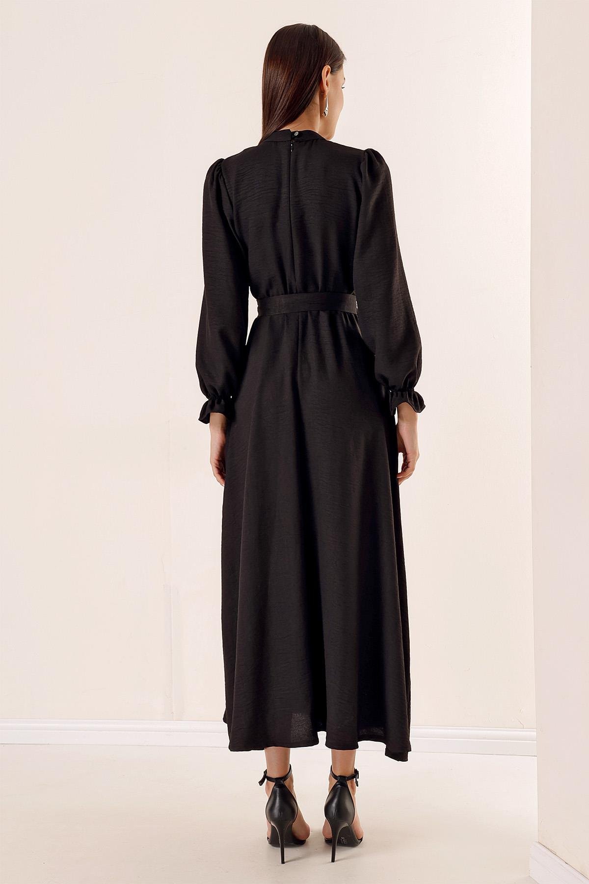 S-23K4160002Long dress with belted waist and side pockets linen Effect