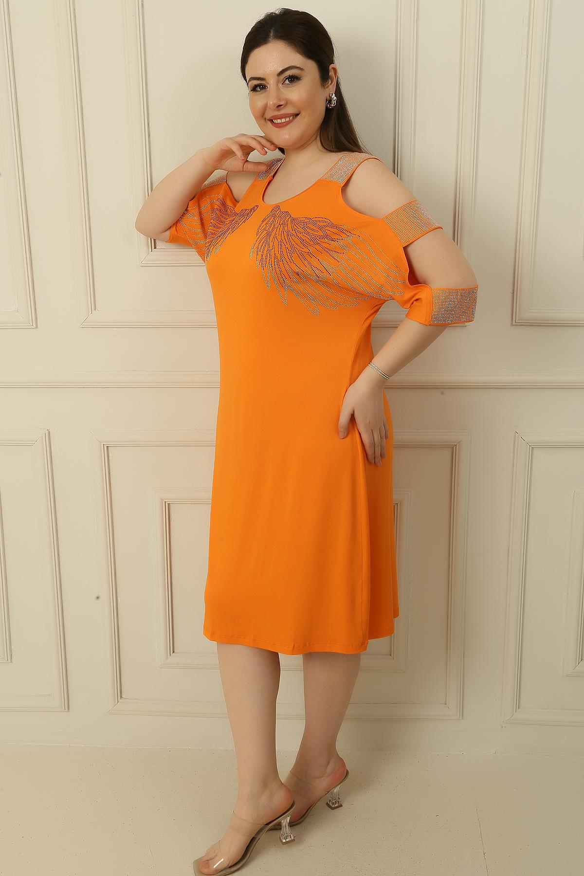 S-23K4170010Arm's Low-Cut Patterned Dress Front Print Oversized Viscose Wing Stone