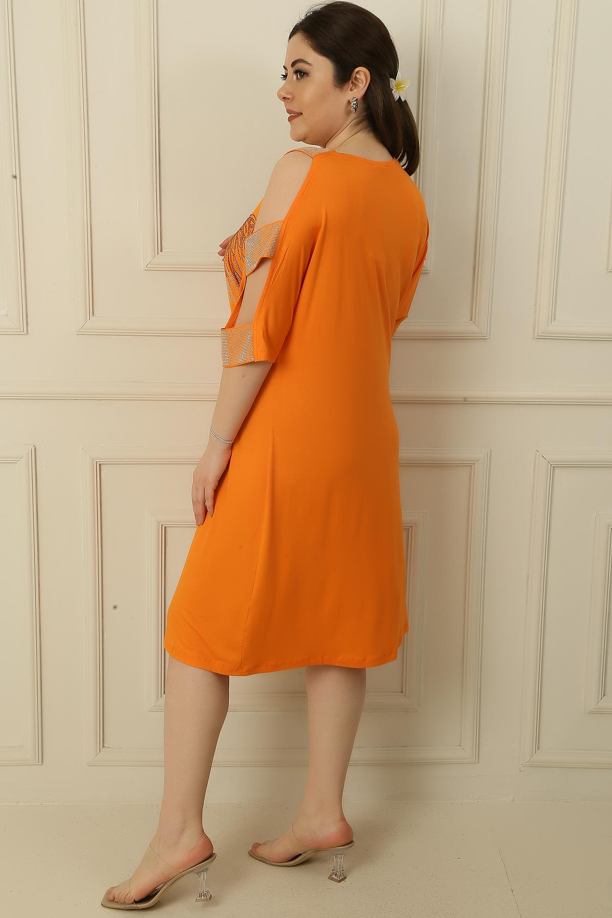 S-23K4170010Arm's Low-Cut Patterned Dress Front Print Oversized Viscose Wing Stone