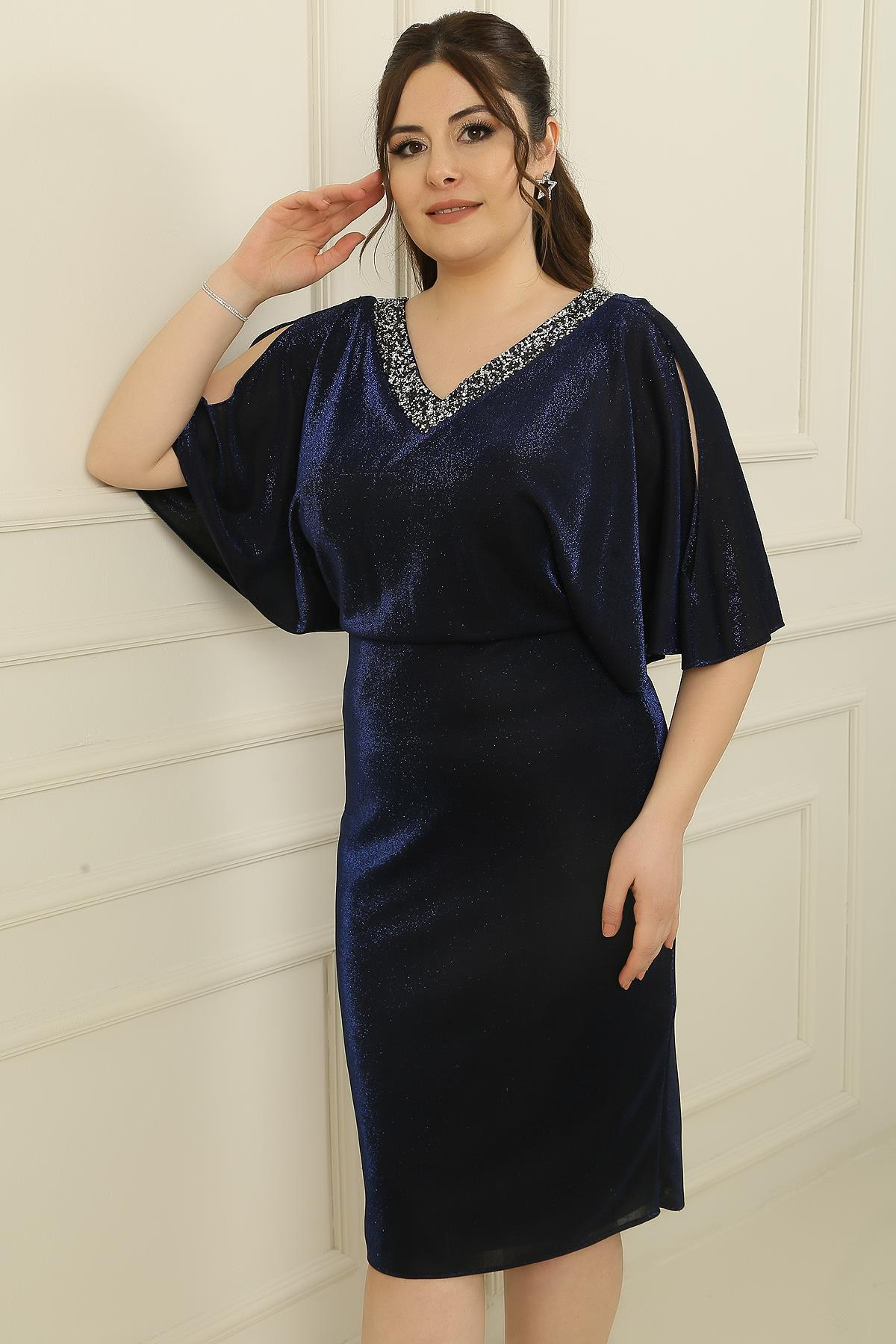 S-23K4250001Ten Arkatasli V-Neck Bat Sleeve Lined Revealing Big Silvery-Waist Dress