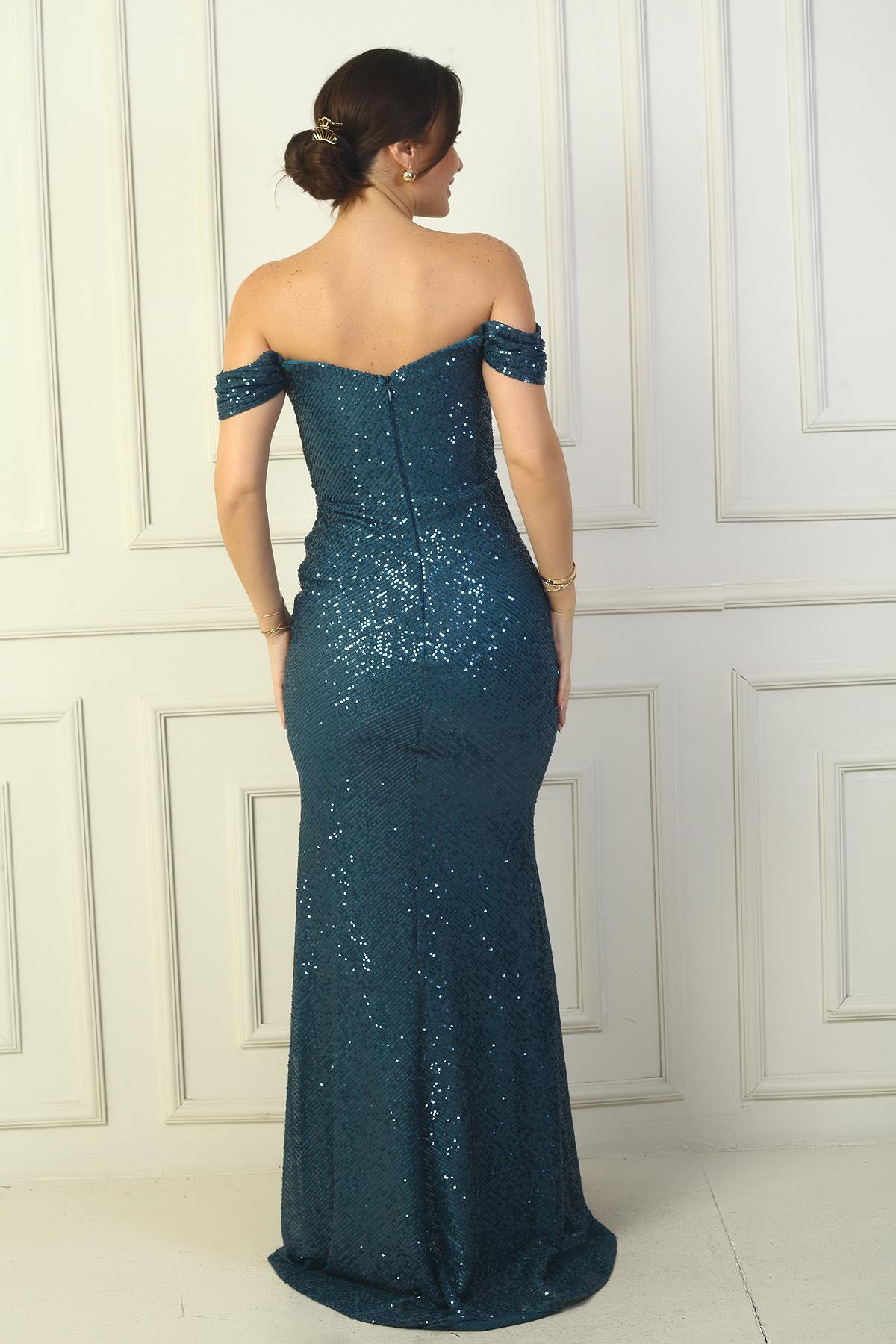 S-24K0230003Kalın Askılı Astarlı Önü Büzgülü Pulpayet Uzun Elbise