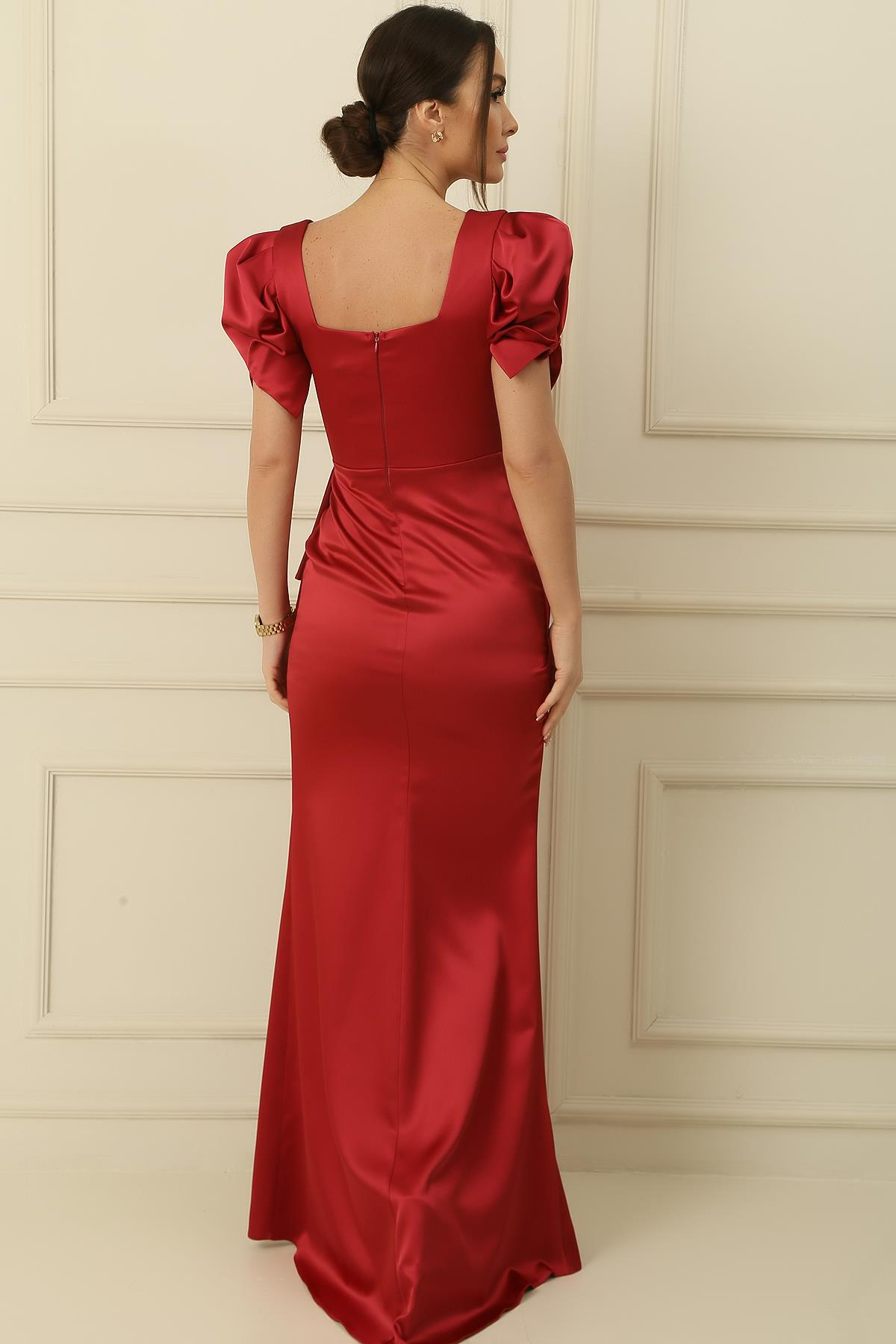 S-24K0230005Kare Yaka Karpuz Kol Önü Drapeli Saten Uzun Kalem Elbise