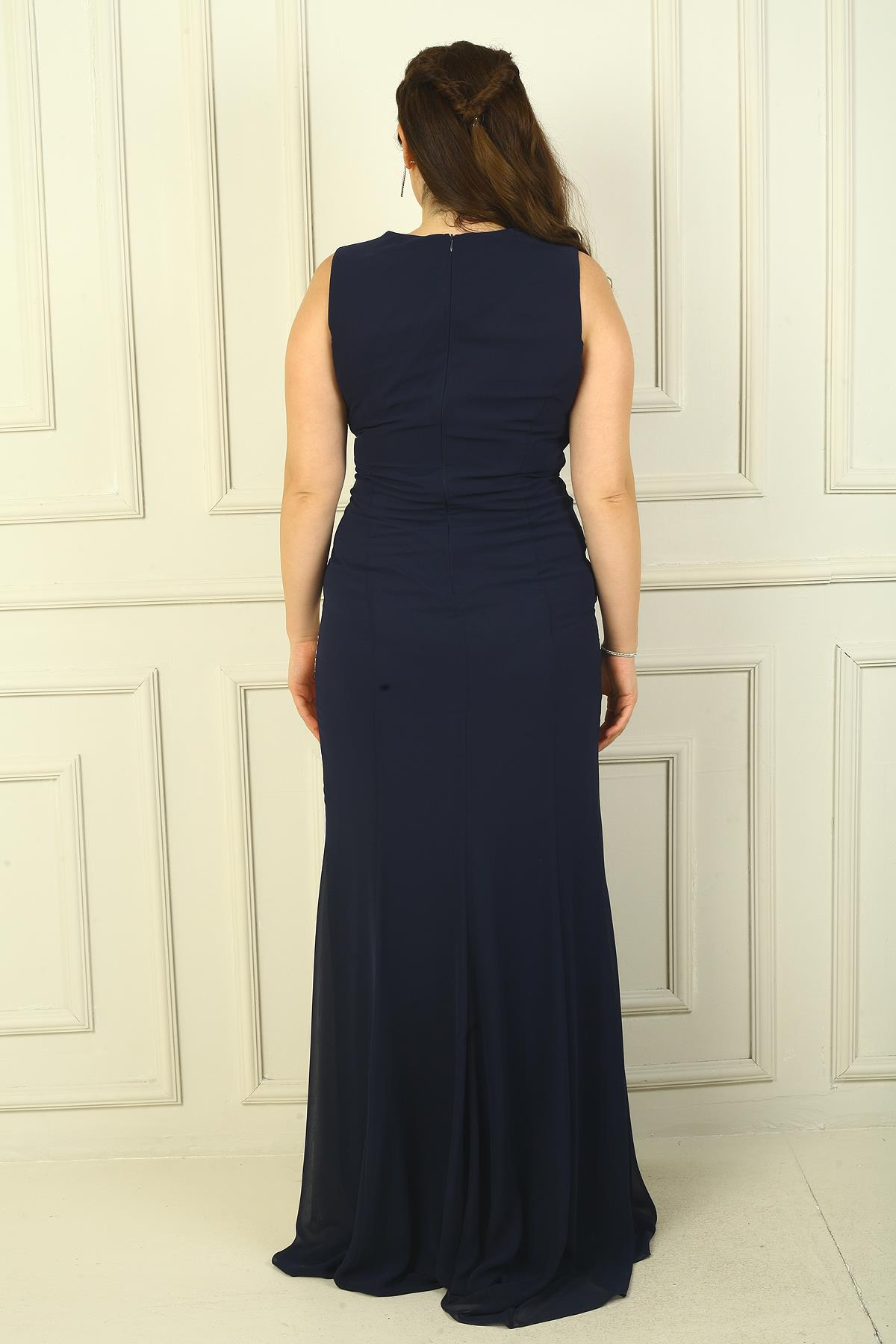 S-24K0230007Kruvaze Yaka Önü Büzgülü Astarlı 2 Renk Büyük Beden Şifon Uzun Elbise