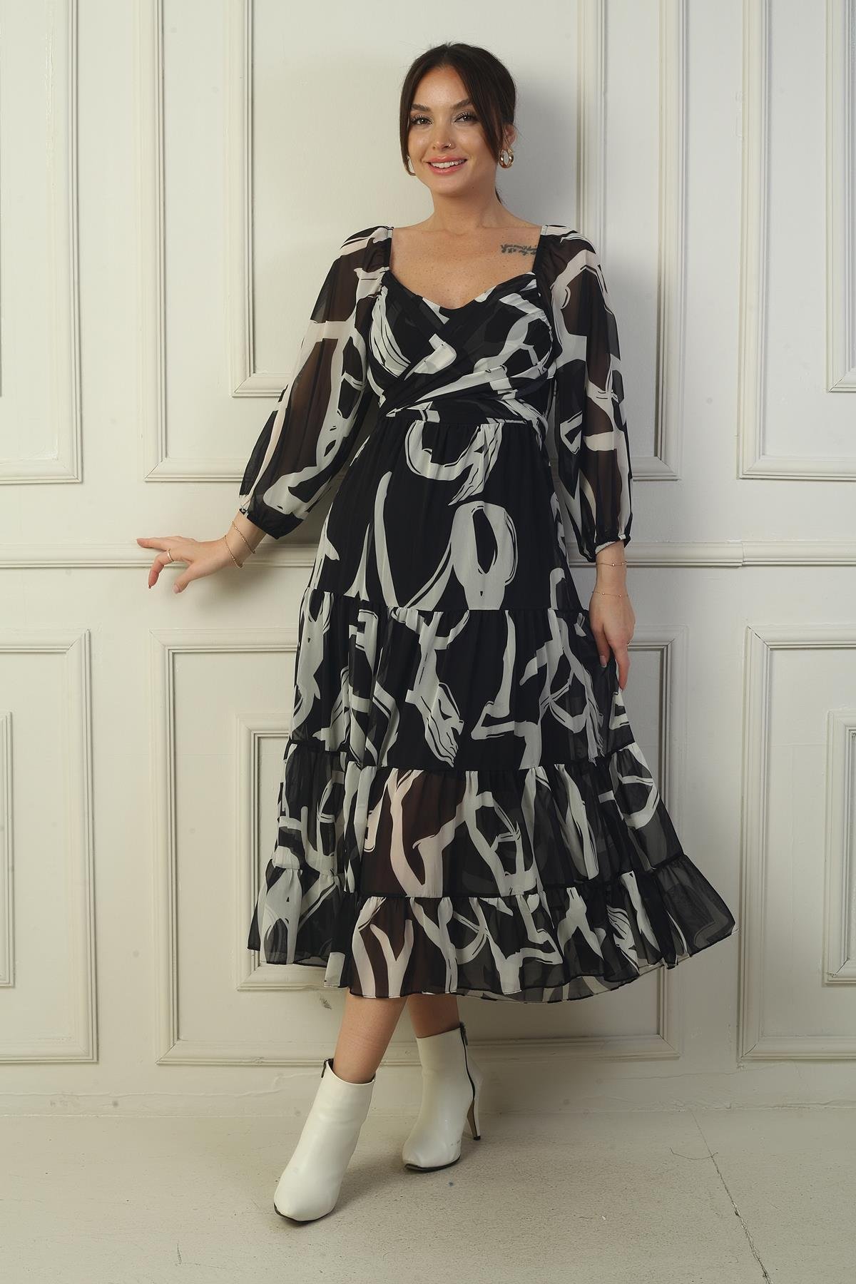 S-24K0840006Madonna Lined Collar Cross-Tie Abstract Pattern Double-Breasted Chiffon Dress