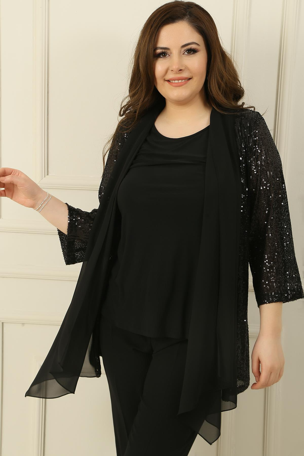 S-24K0910001Kadın İçi Kolsuz Bluz Şal Yaka Şifon Detaylı Pulpayet Ceket Büyük Beden  2 'li Takım