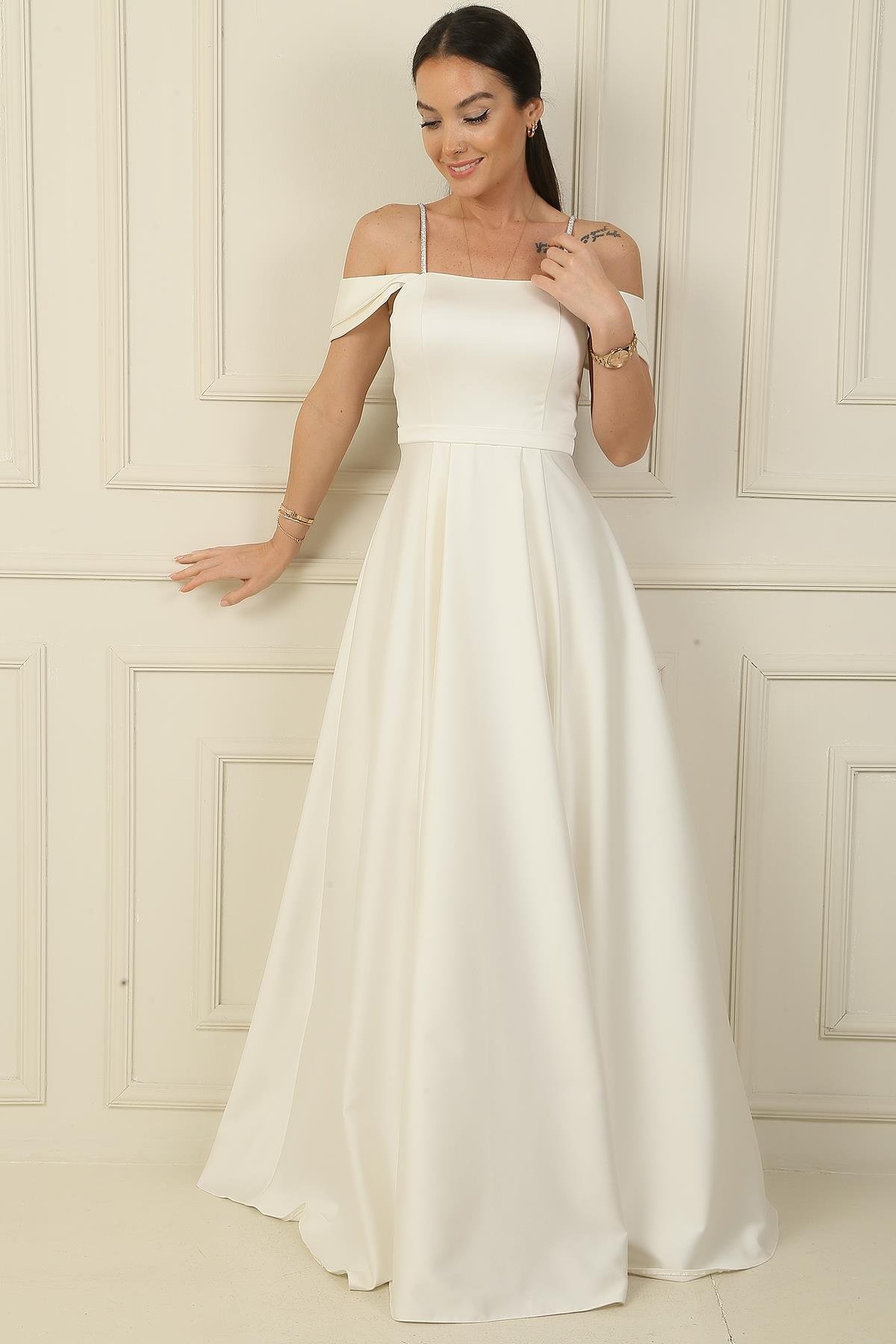 S-24K1210001Detailed Stone Pendant, Buy Long Dress Square Collar Lined