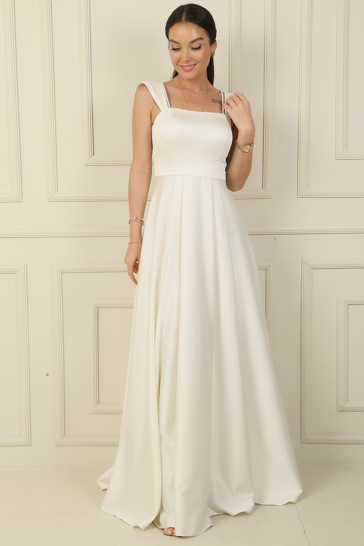 S-24K1210001Detailed Stone Pendant, Buy Long Dress Square Collar Lined