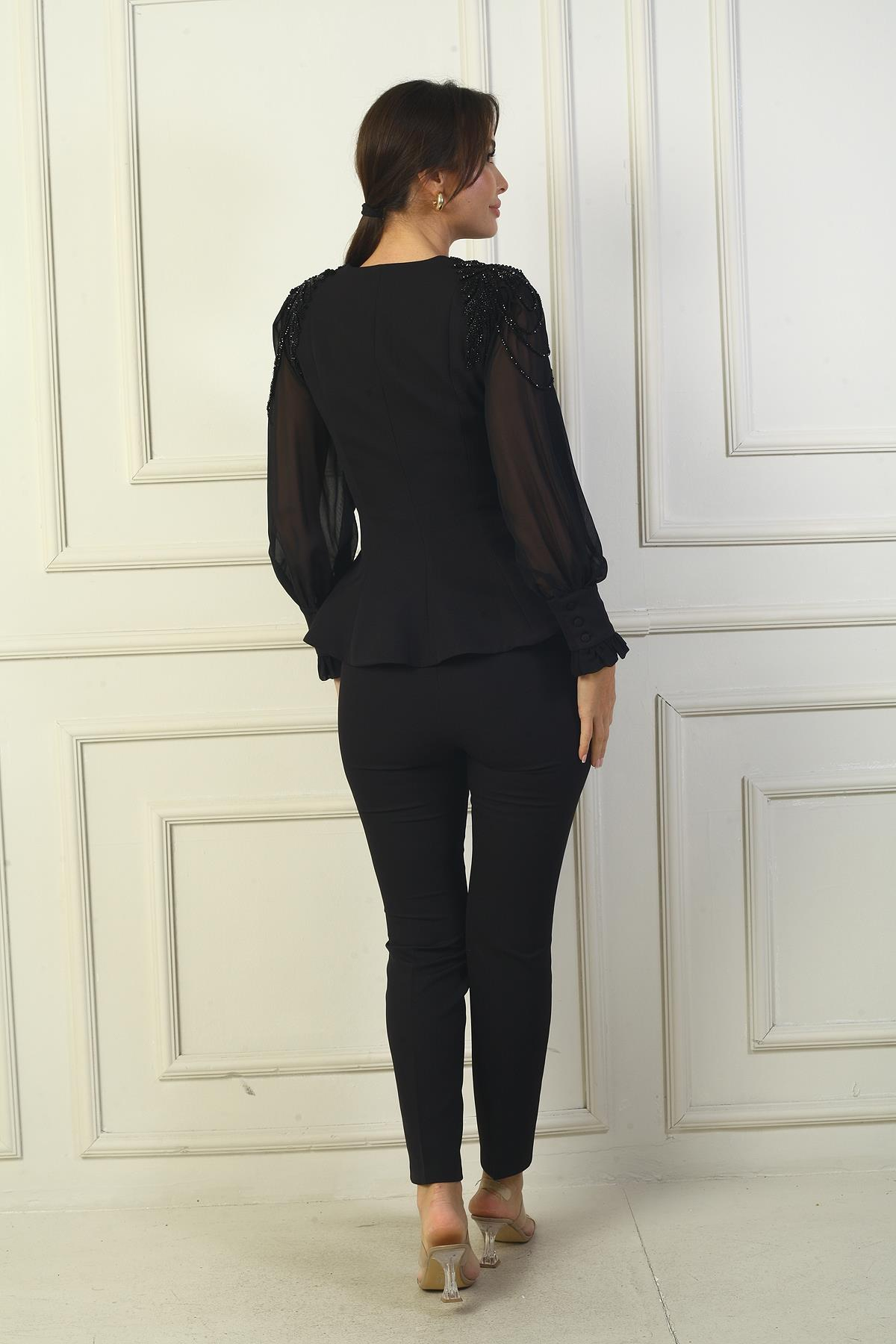 S-24K2580007Kolları Şifon Omuzları Boncuk işlemeli İkili Takım