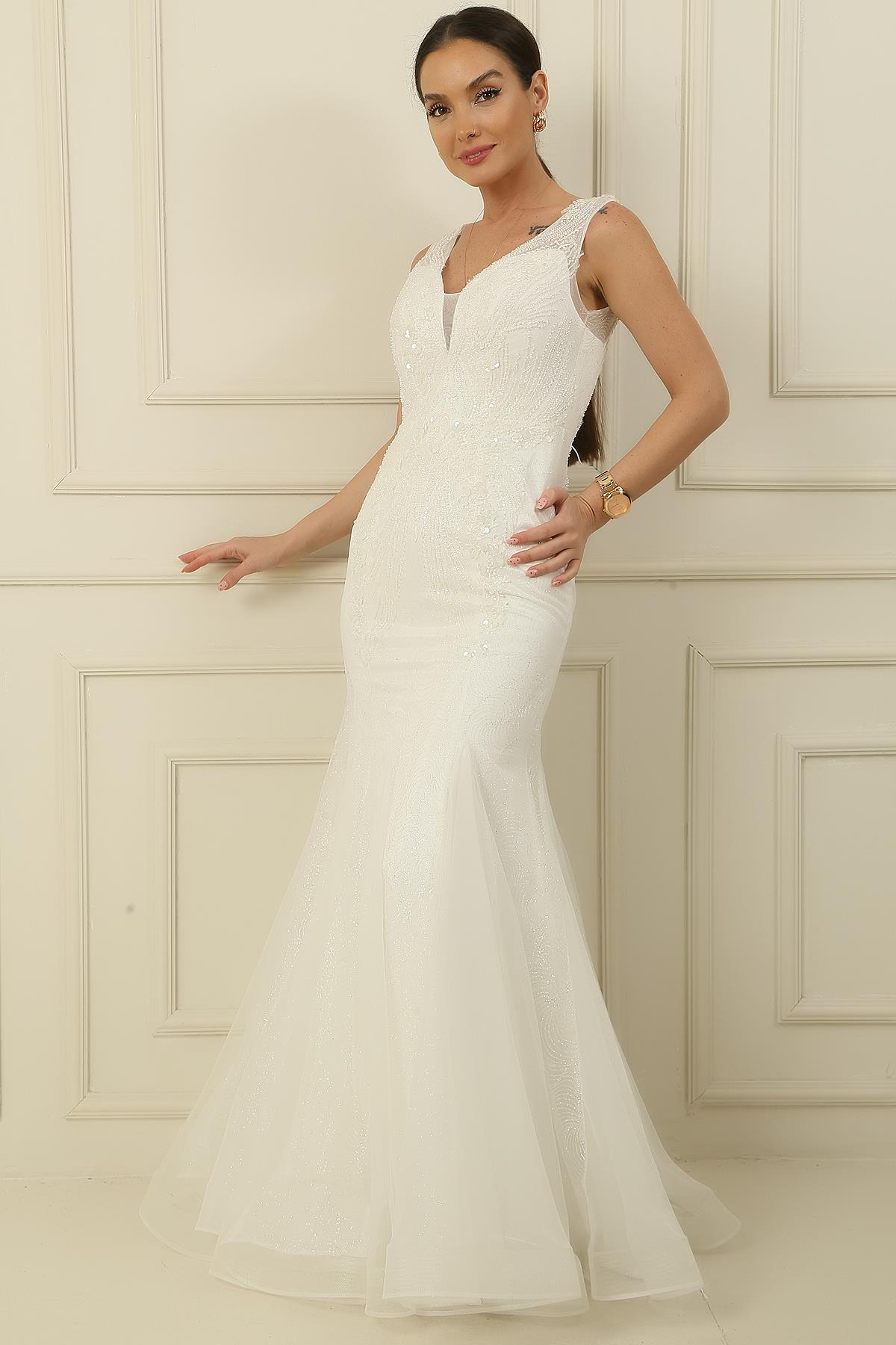 S-24K3800001Pul Ve Boncuklu Astarlı Arkası Bağlamalı Simli Uzun Balık Elbise