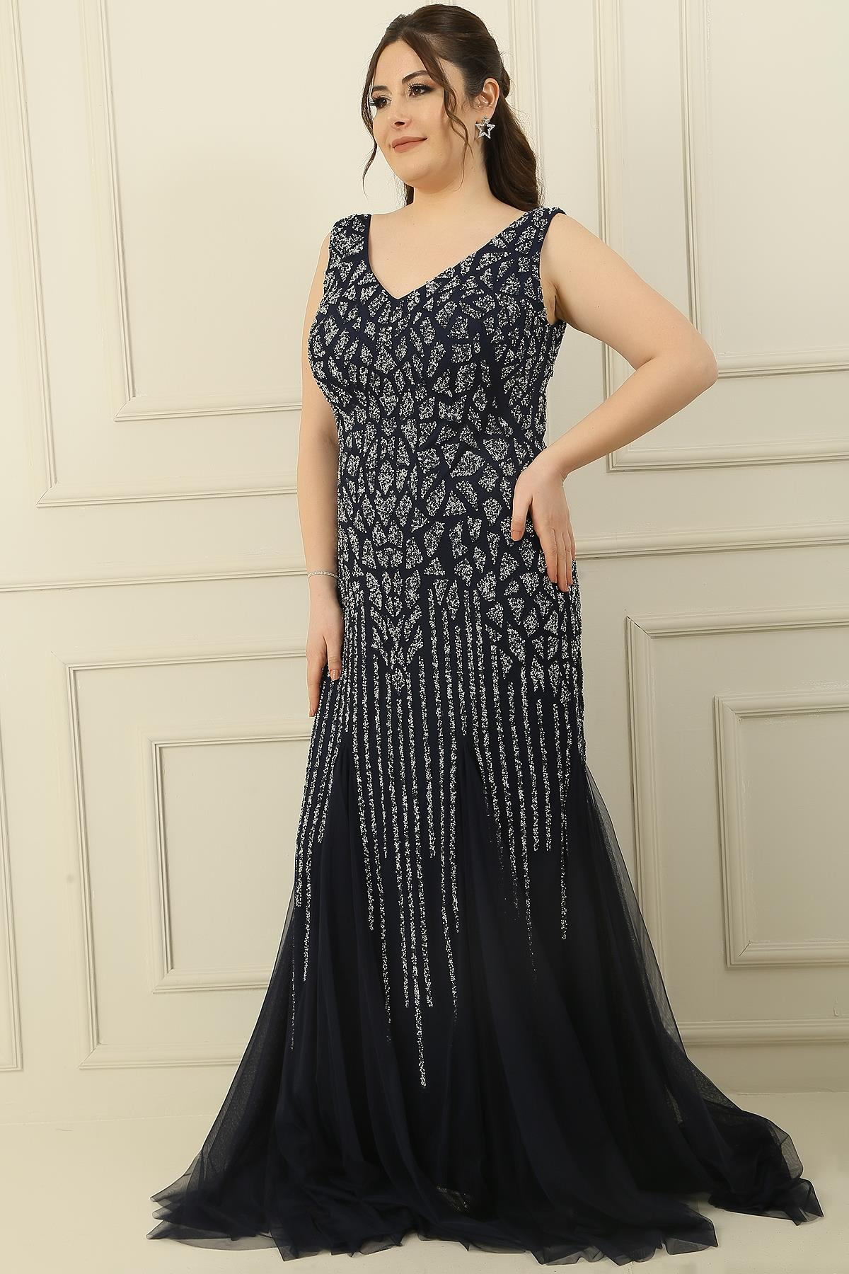 S-24K4240001Front And Rear V-Neck Stone Embroidered Long Dress Tie Back Primed To A Large Body Of