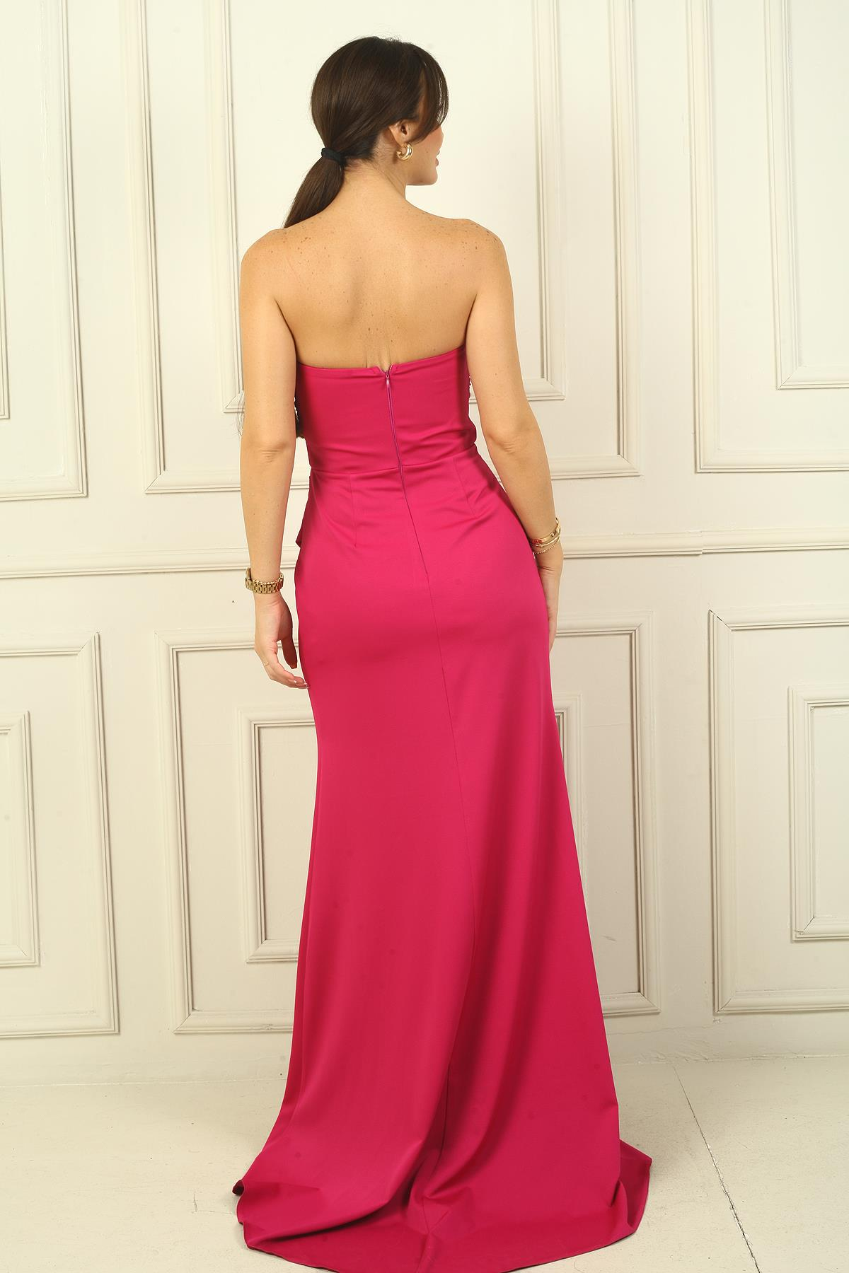 S-24Y0130008Kadın Straplez Ön Roba Büzgü Etek Kruvaze Yırtmaçlı Elbise