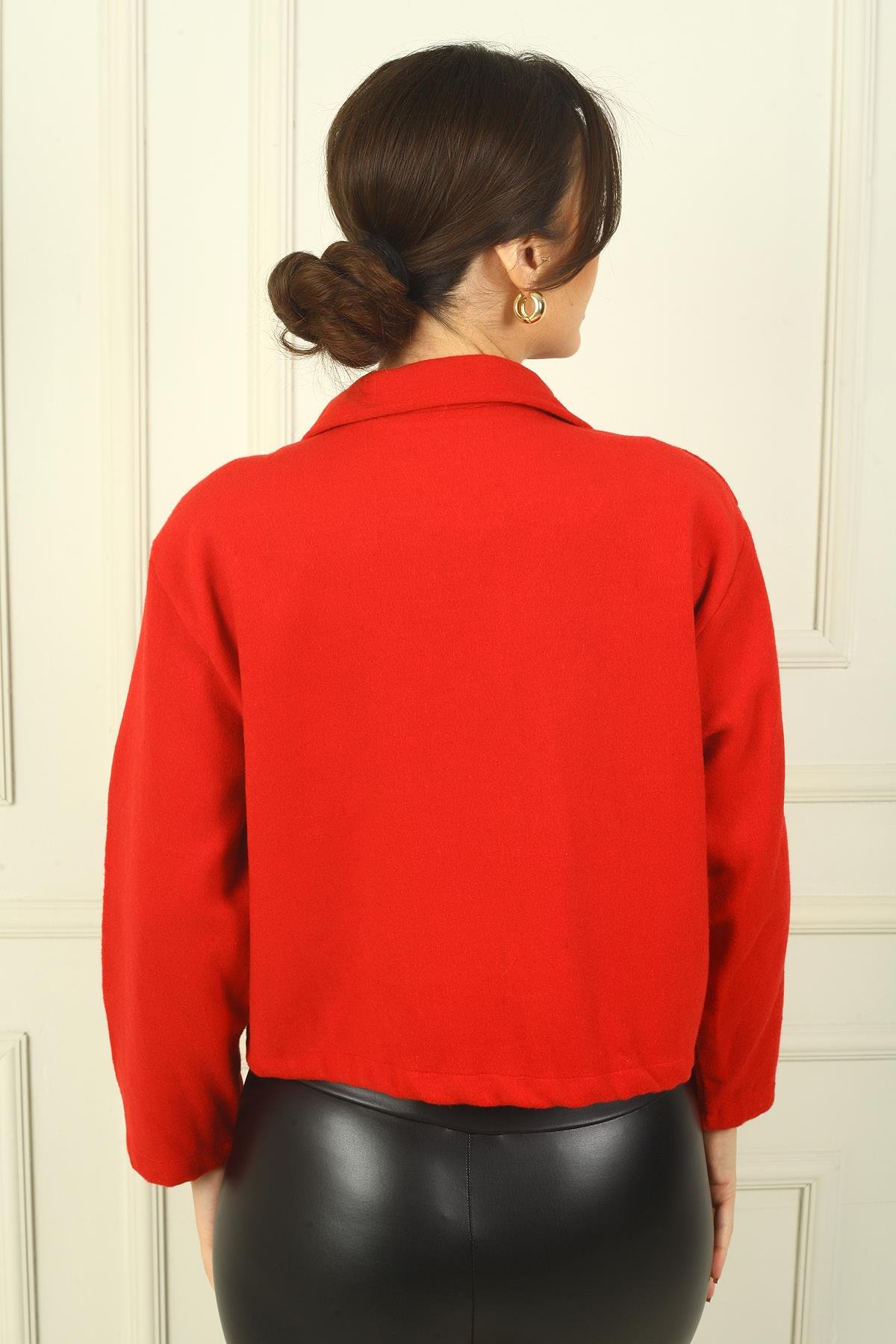 S-24Y0250001Kadın Torba Cepli Düğmeli Kısa Kaşe Mont